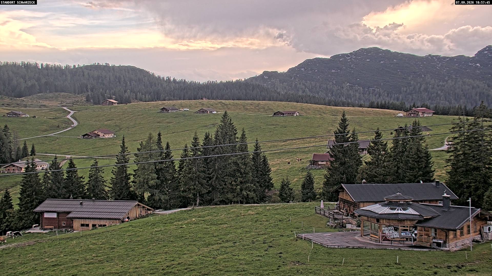 Archiv Foto Webcam Almenwelt Lofer: Rundwanderweg und Höhenloipe
