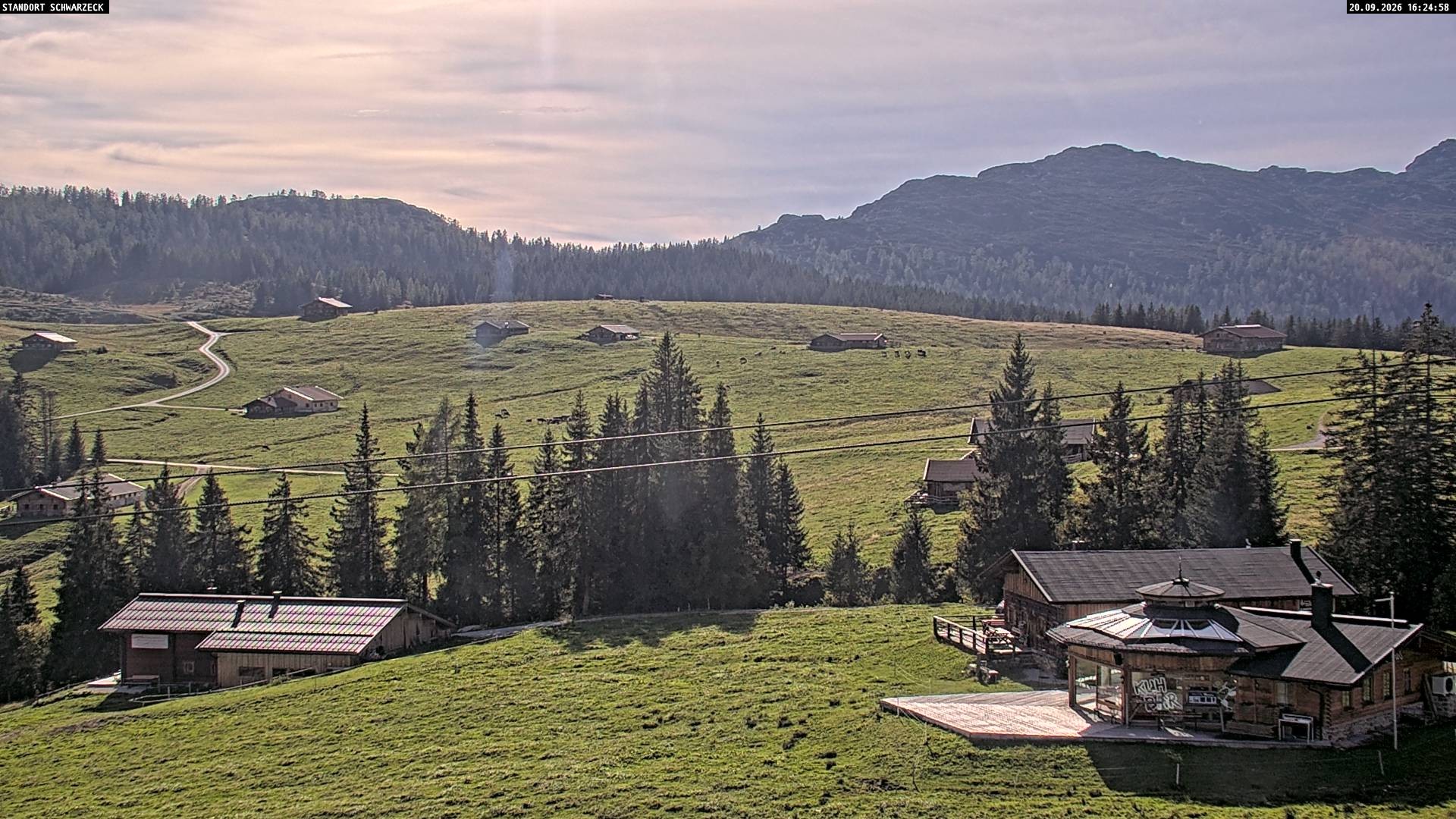 Archiv Foto Webcam Almenwelt Lofer: Rundwanderweg und Höhenloipe