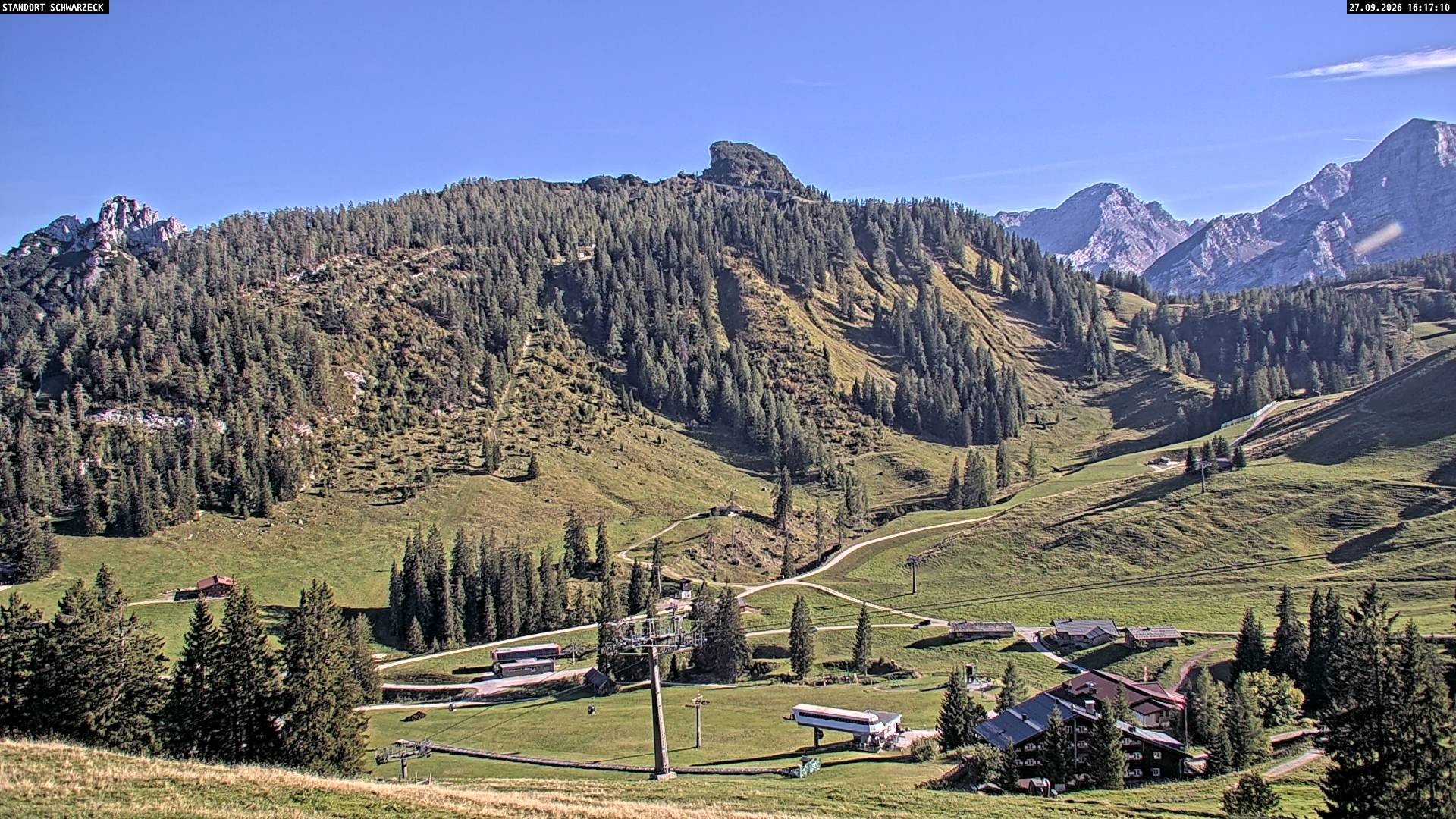 Archiv Foto Webcam Almenwelt Lofer: Rundwanderweg und Höhenloipe