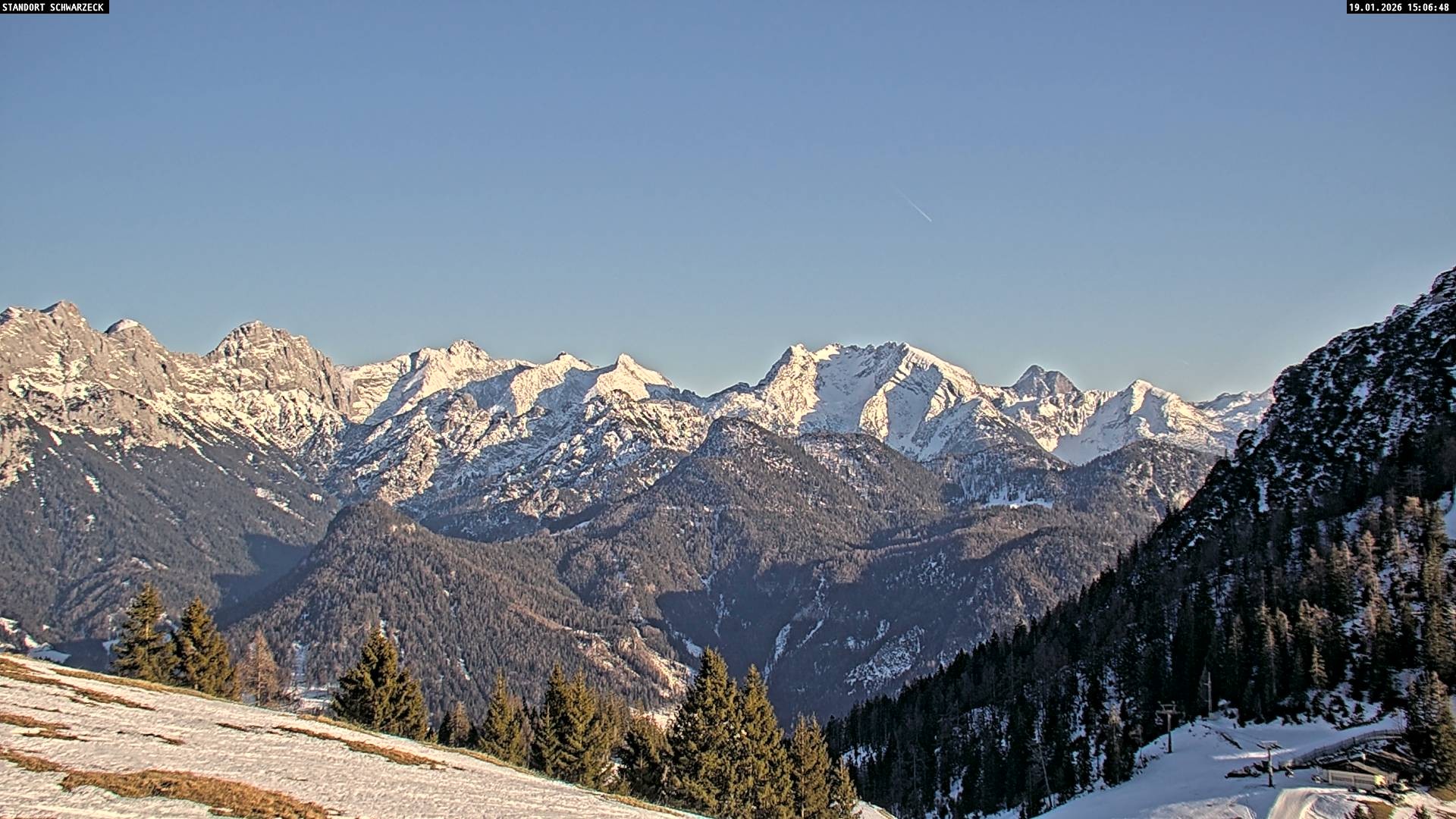 Archiv Foto Webcam Blick von Lofer auf die Berchtesgadener Alpen