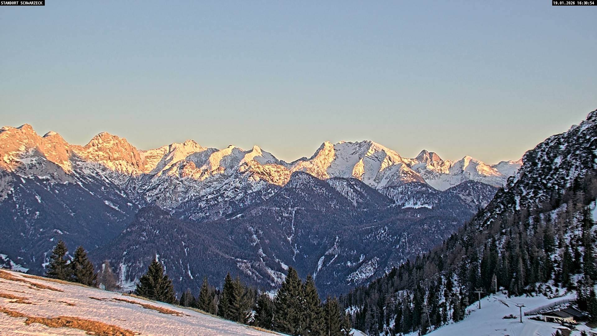 Archiv Foto Webcam Blick von Lofer auf die Berchtesgadener Alpen