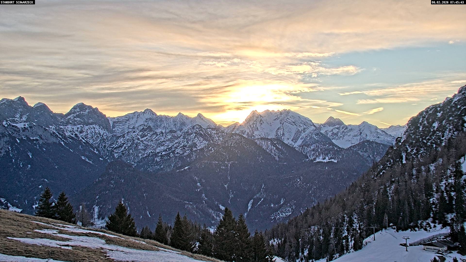 Archiv Foto Webcam Blick von Lofer auf die Berchtesgadener Alpen