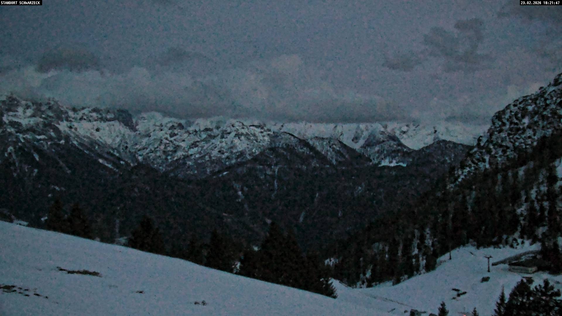 Archiv Foto Webcam Blick von Lofer auf die Berchtesgadener Alpen