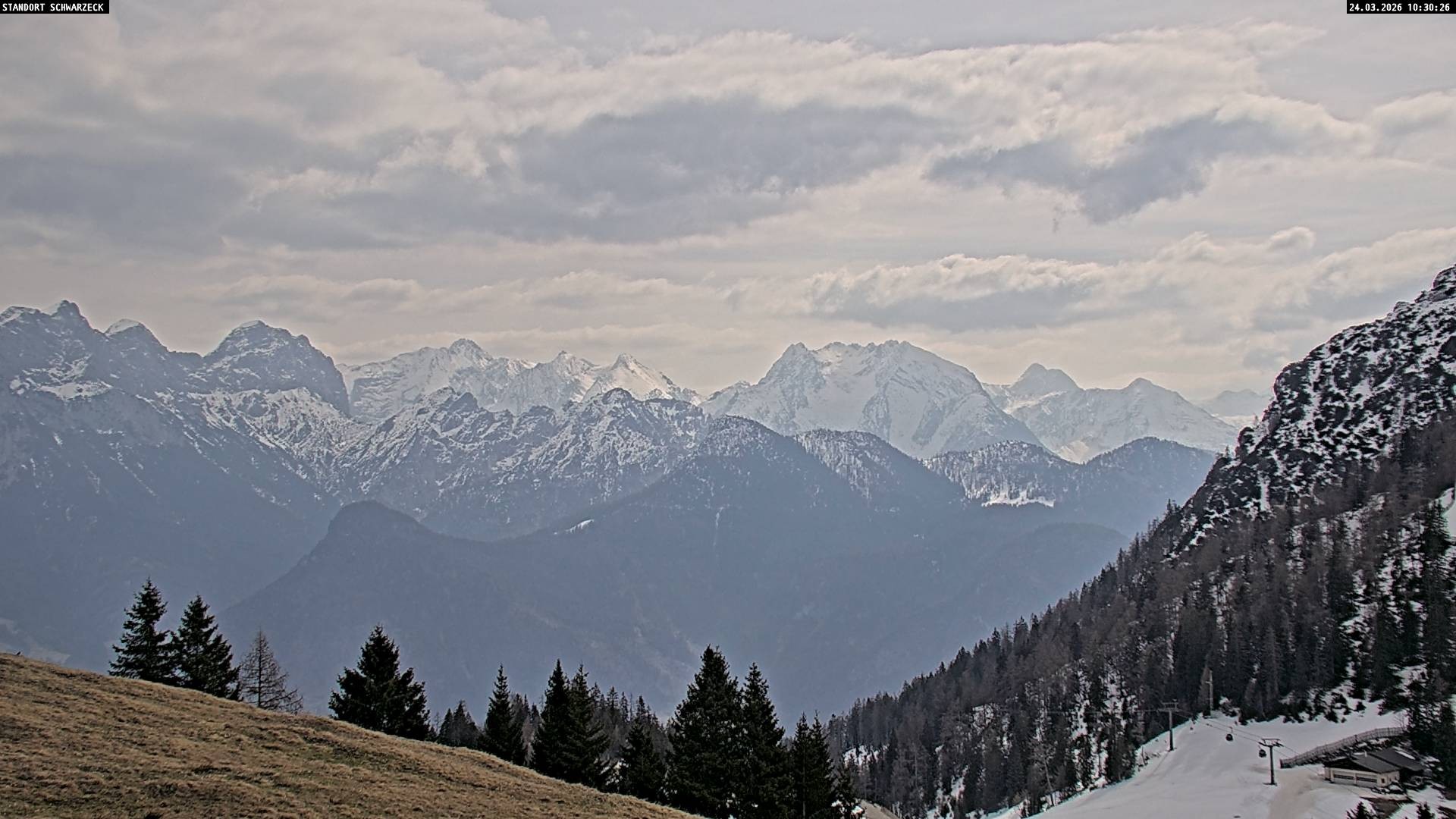 Archiv Foto Webcam Blick von Lofer auf die Berchtesgadener Alpen