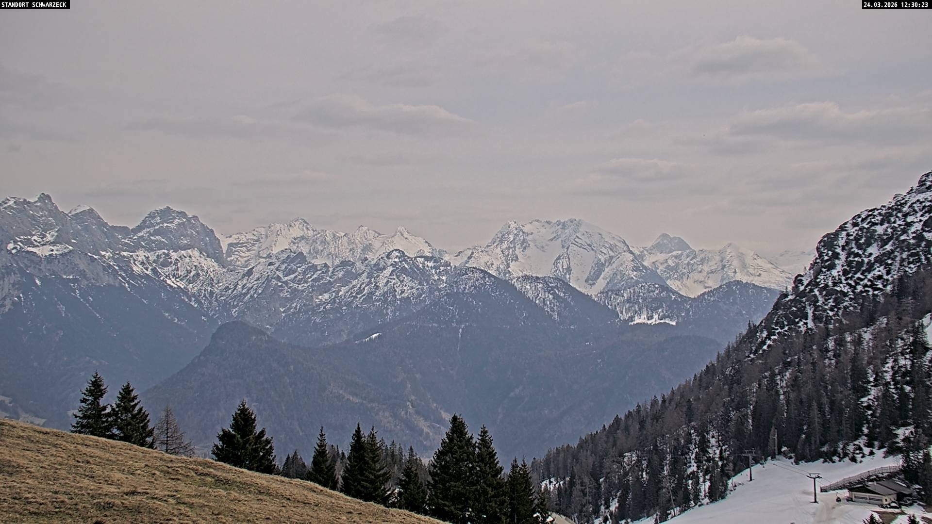 Archiv Foto Webcam Blick von Lofer auf die Berchtesgadener Alpen