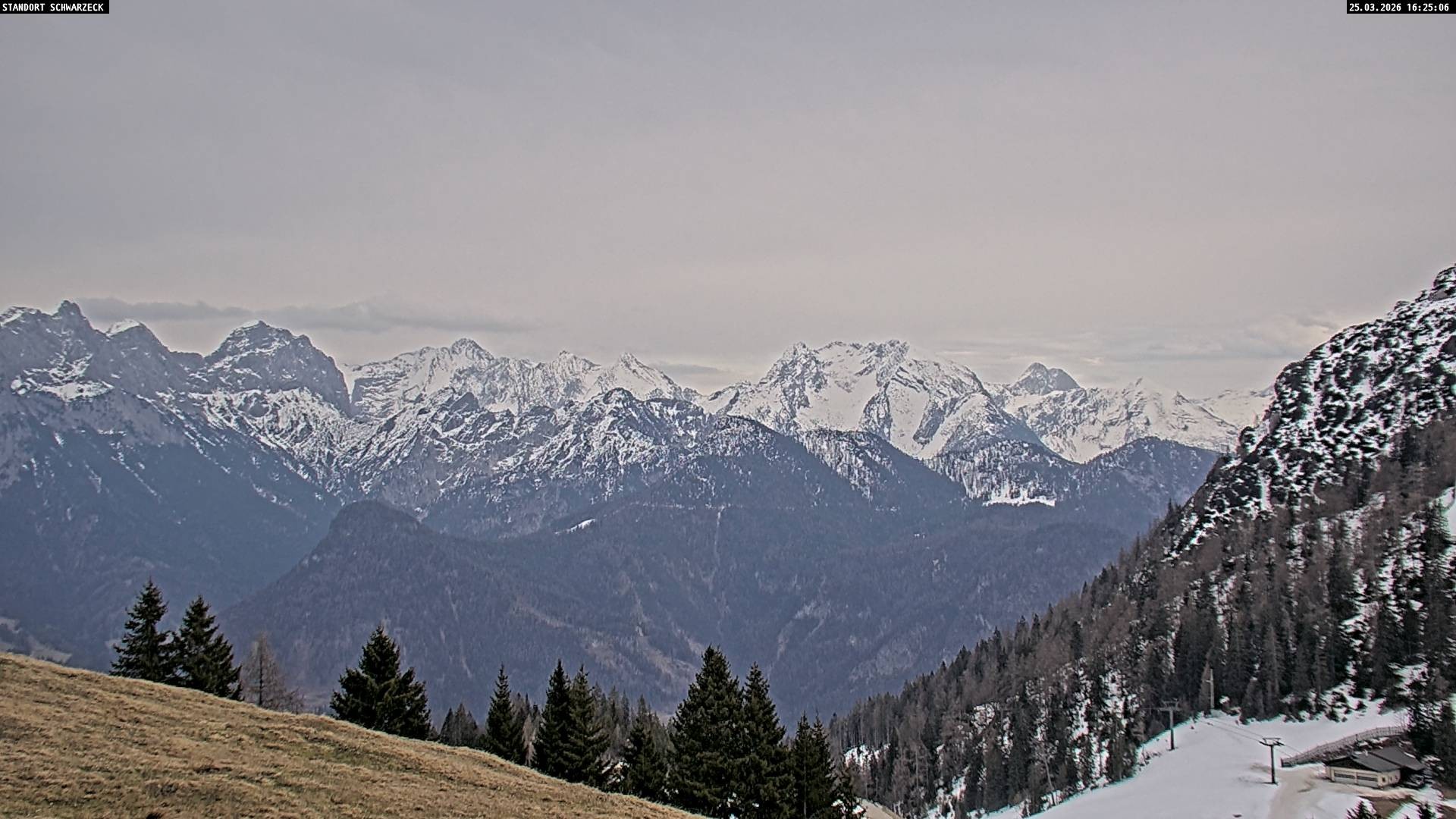 Archiv Foto Webcam Blick von Lofer auf die Berchtesgadener Alpen