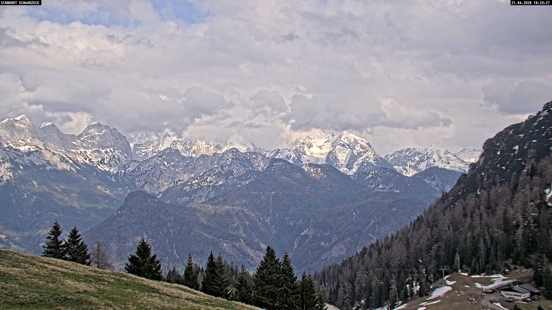 Archiv Foto Webcam Blick von Lofer auf die Berchtesgadener Alpen