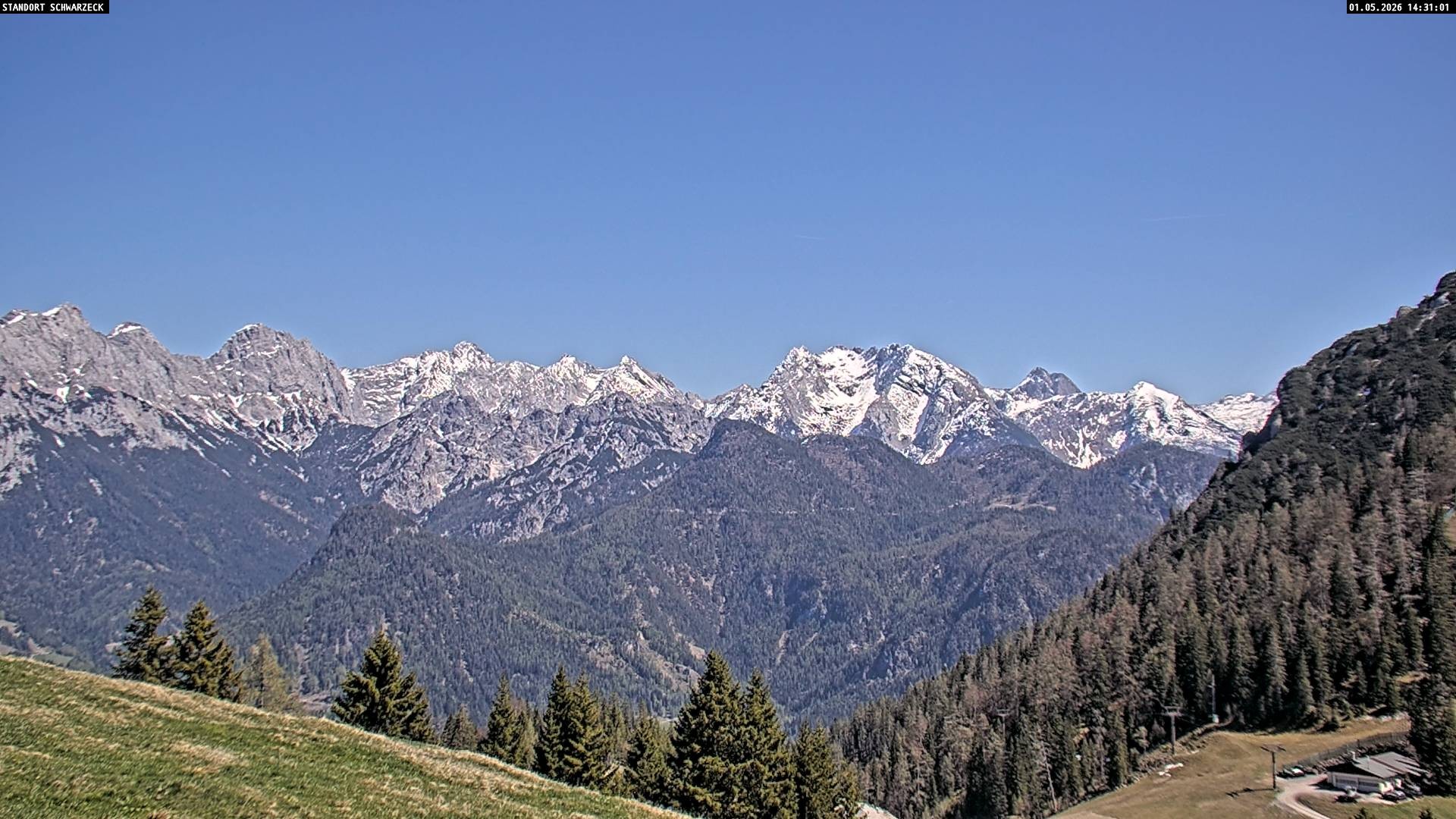 Archiv Foto Webcam Blick von Lofer auf die Berchtesgadener Alpen