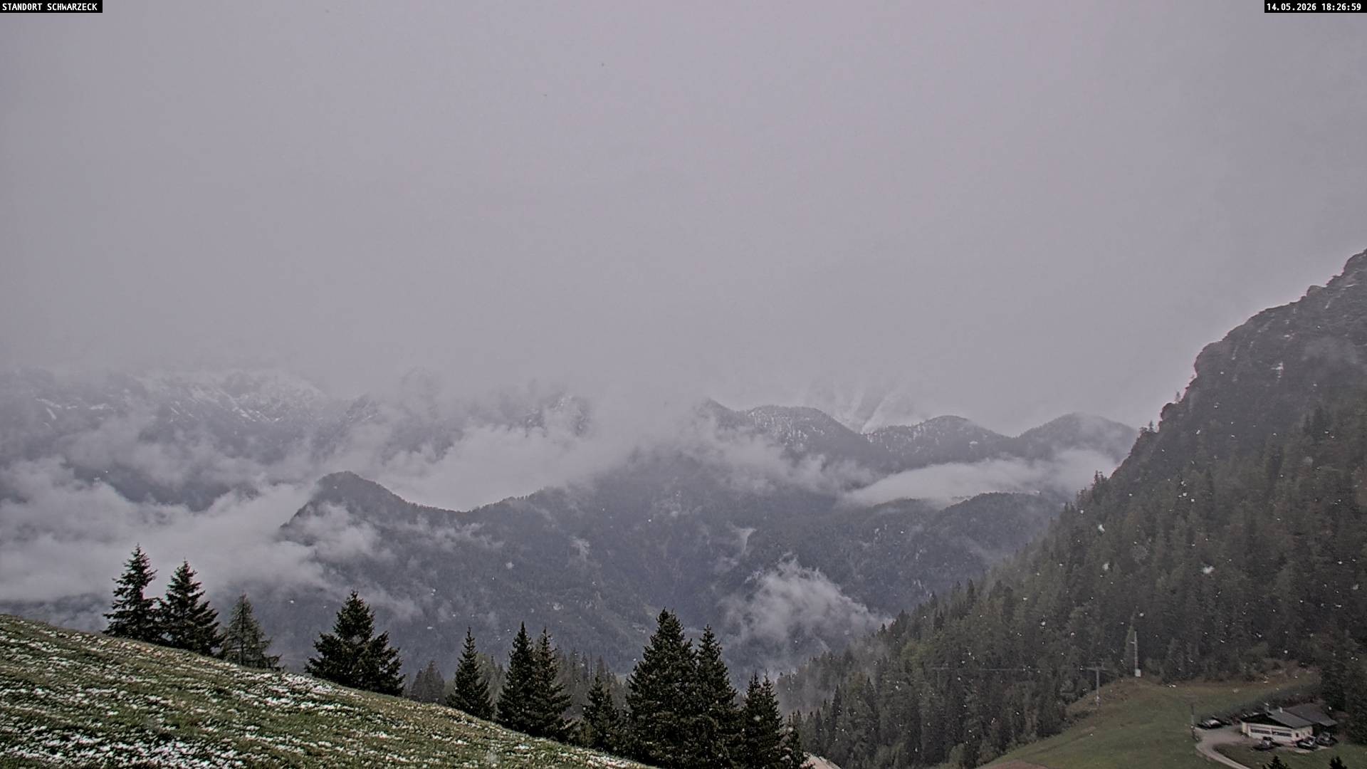 Archiv Foto Webcam Blick von Lofer auf die Berchtesgadener Alpen