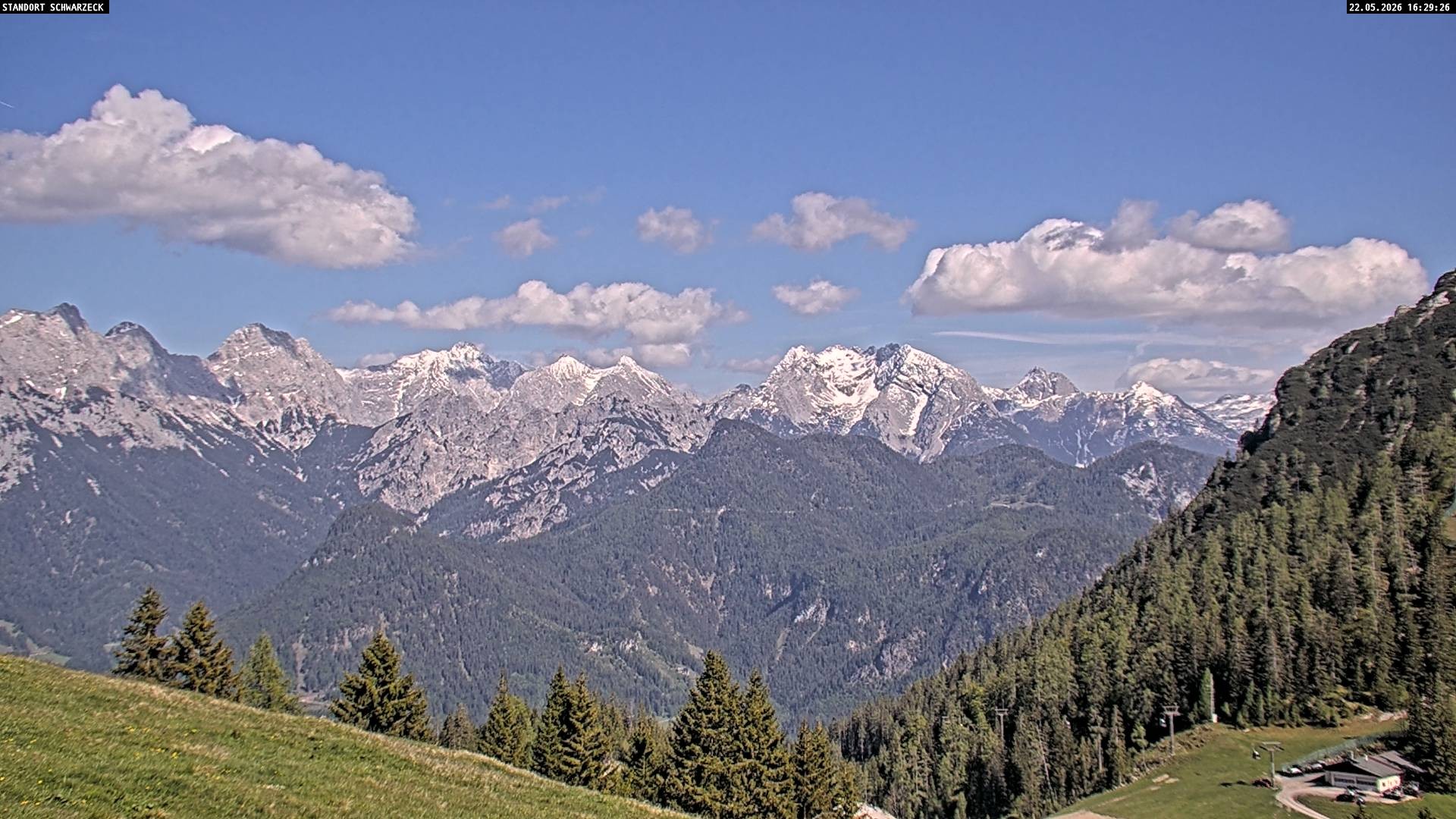 Archiv Foto Webcam Blick von Lofer auf die Berchtesgadener Alpen