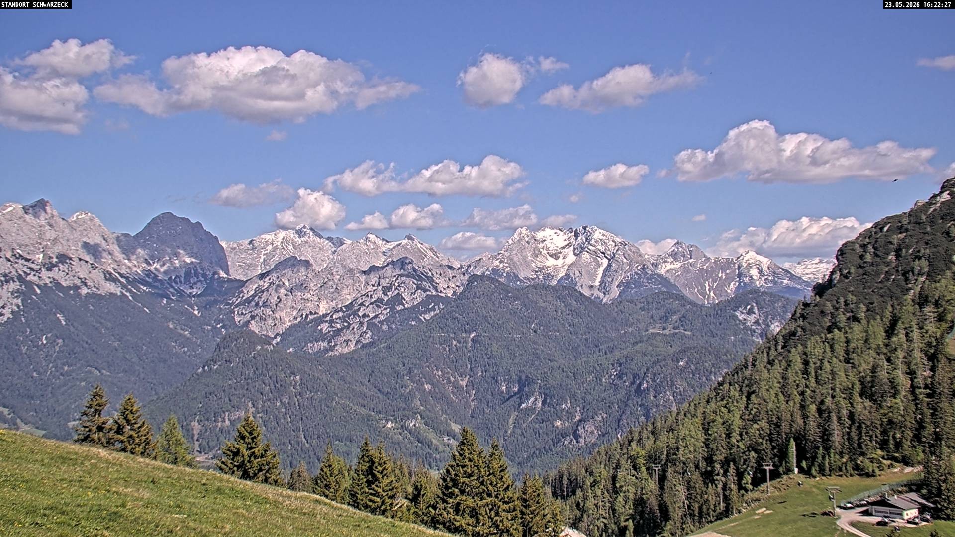 Archiv Foto Webcam Blick von Lofer auf die Berchtesgadener Alpen