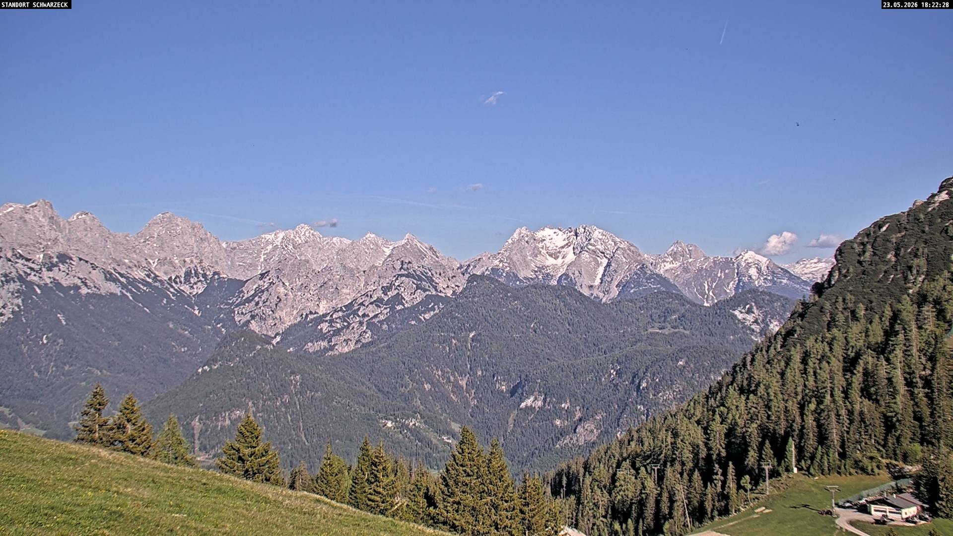Archiv Foto Webcam Blick von Lofer auf die Berchtesgadener Alpen