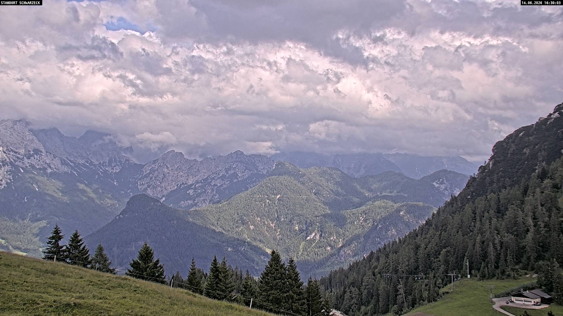 Archiv Foto Webcam Blick von Lofer auf die Berchtesgadener Alpen