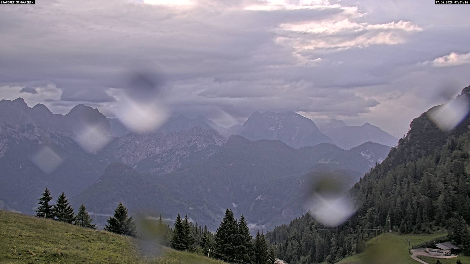 Archiv Foto Webcam Blick von Lofer auf die Berchtesgadener Alpen