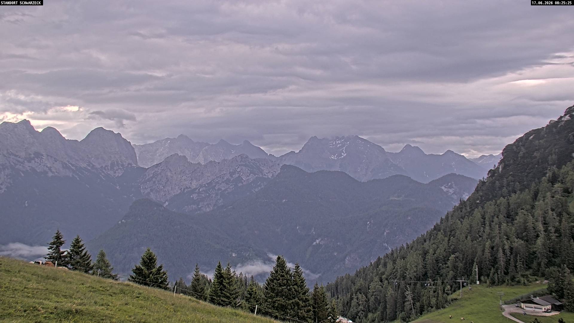 Archiv Foto Webcam Blick von Lofer auf die Berchtesgadener Alpen
