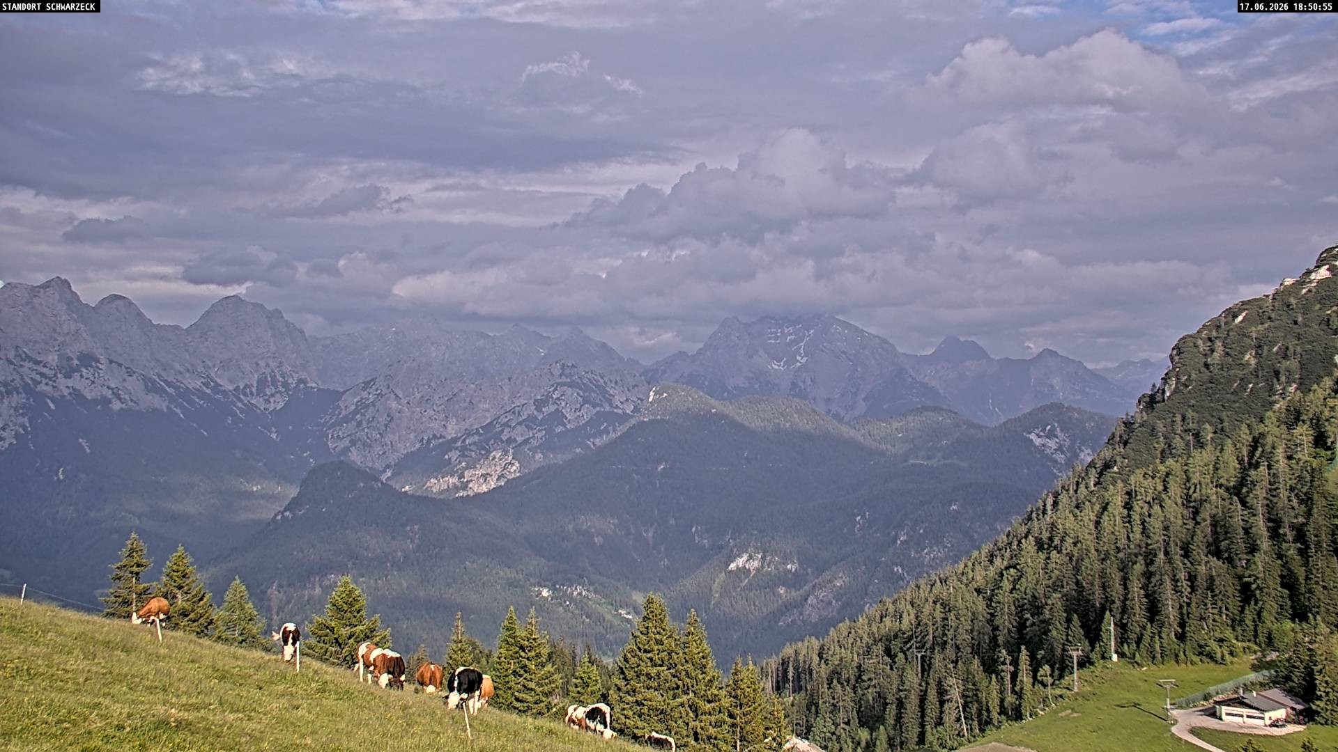 Archived image Webcam Alps of Berchtesgaden from Lofer, Tyrol