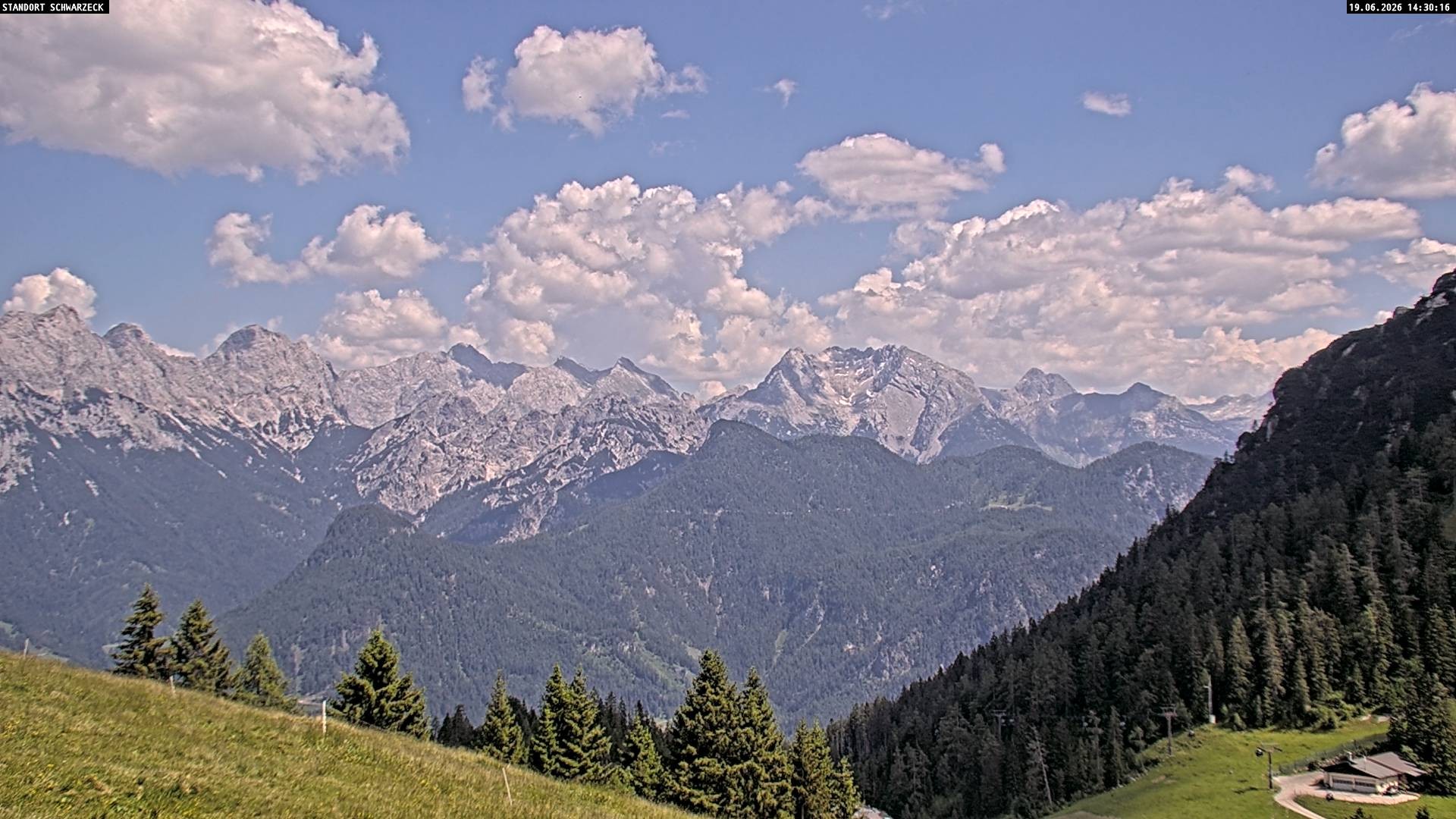 Archiv Foto Webcam Blick von Lofer auf die Berchtesgadener Alpen