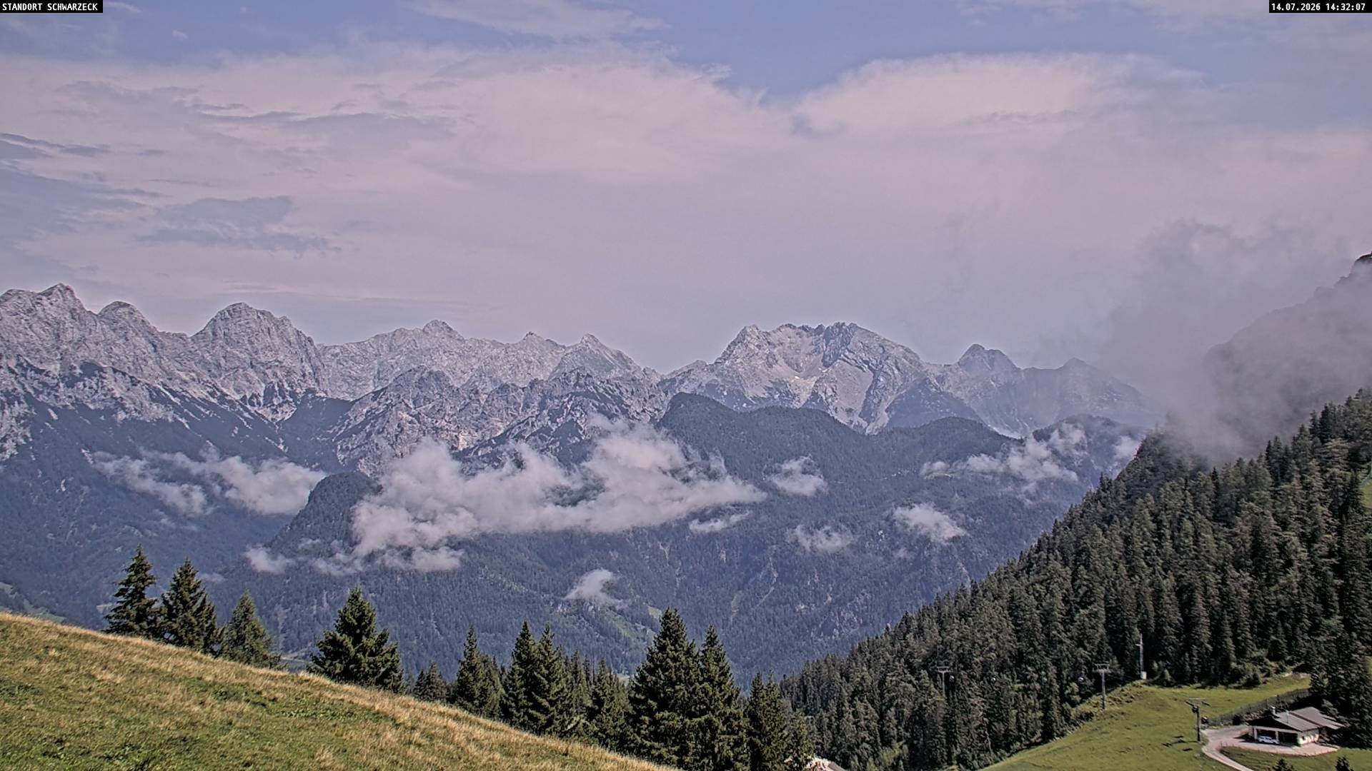 Archiv Foto Webcam Blick von Lofer auf die Berchtesgadener Alpen