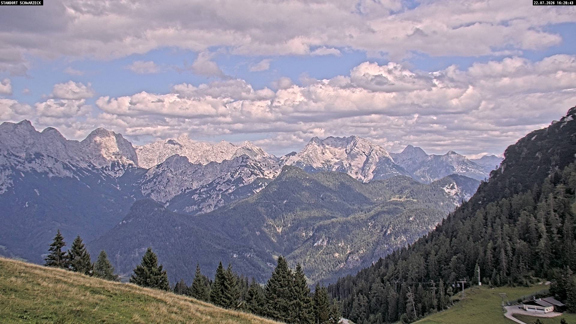 Archiv Foto Webcam Blick von Lofer auf die Berchtesgadener Alpen