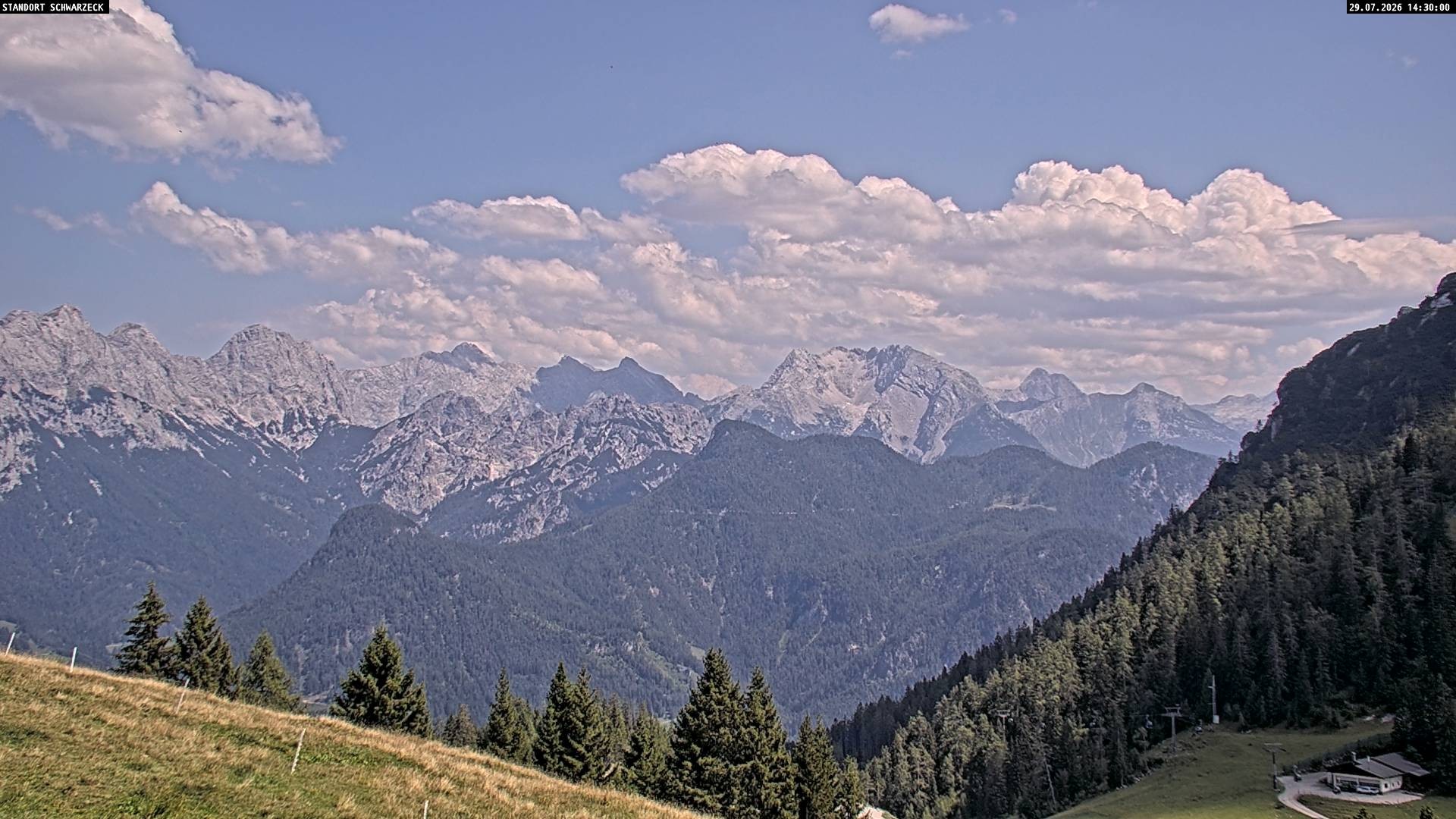 Archiv Foto Webcam Blick von Lofer auf die Berchtesgadener Alpen