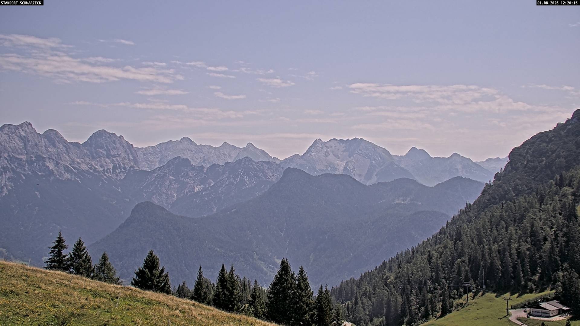 Archiv Foto Webcam Blick von Lofer auf die Berchtesgadener Alpen