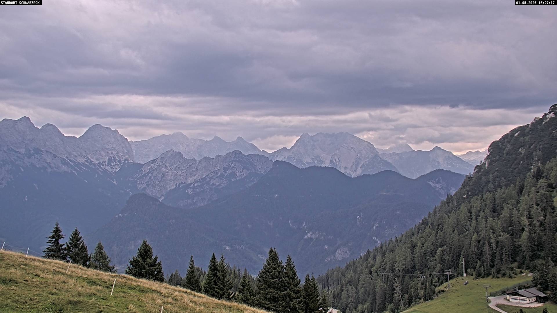 Archiv Foto Webcam Blick von Lofer auf die Berchtesgadener Alpen