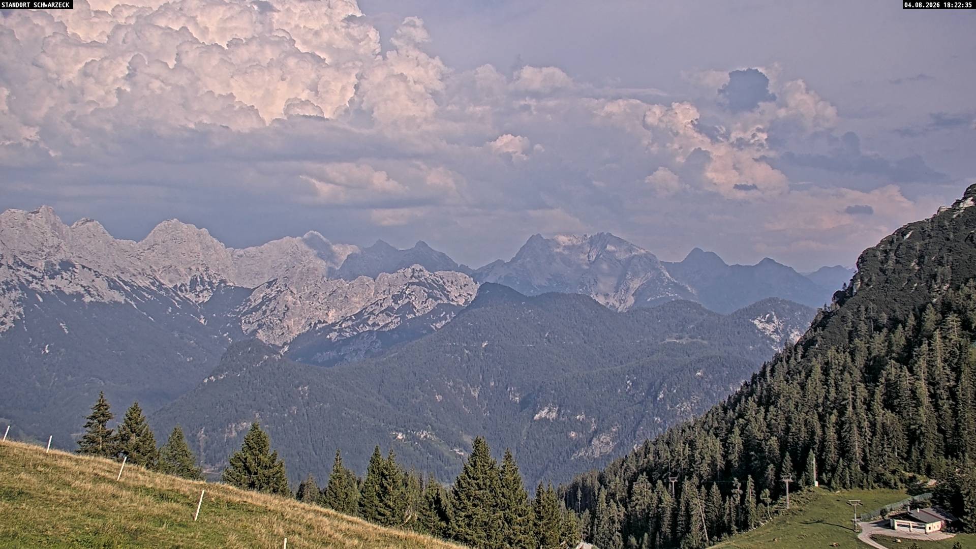 Archiv Foto Webcam Blick von Lofer auf die Berchtesgadener Alpen