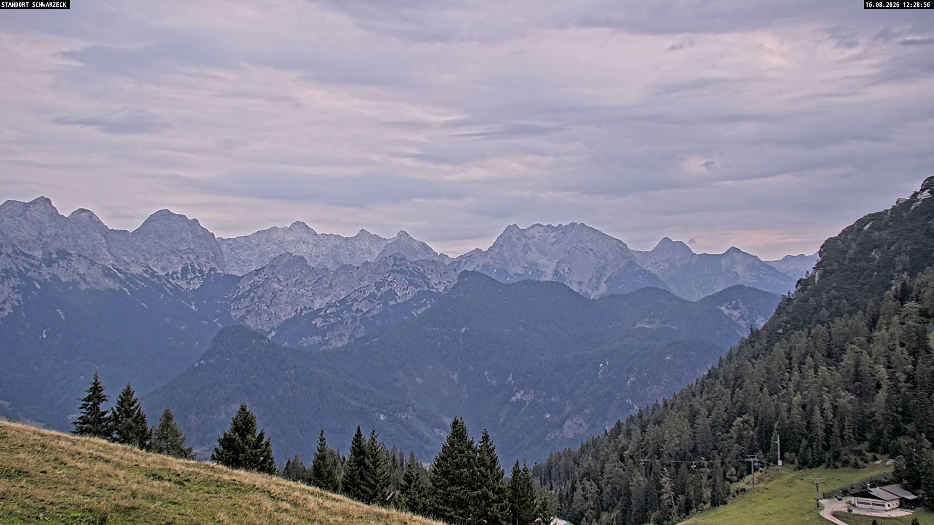 Archived image Webcam Alps of Berchtesgaden from Lofer, Tyrol
