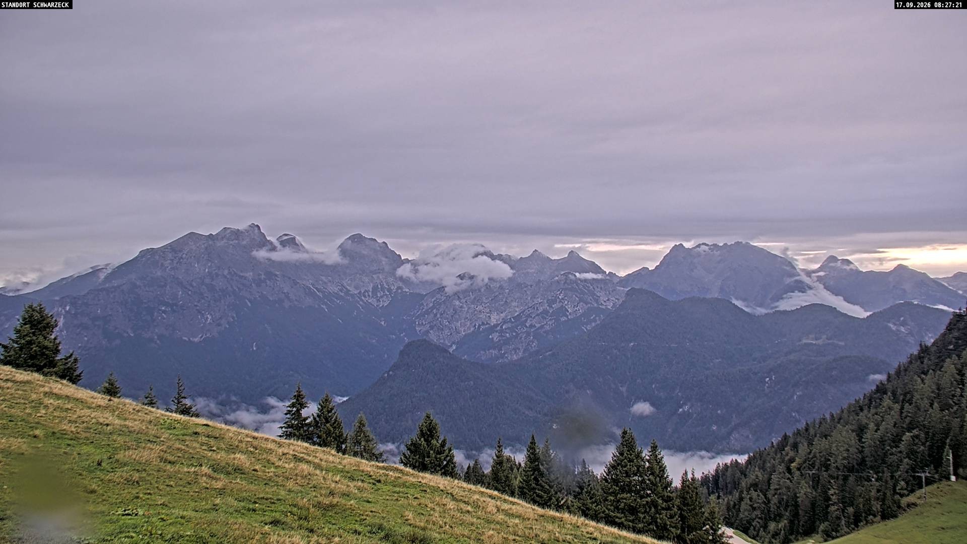 Archiv Foto Webcam Blick von Lofer auf die Berchtesgadener Alpen