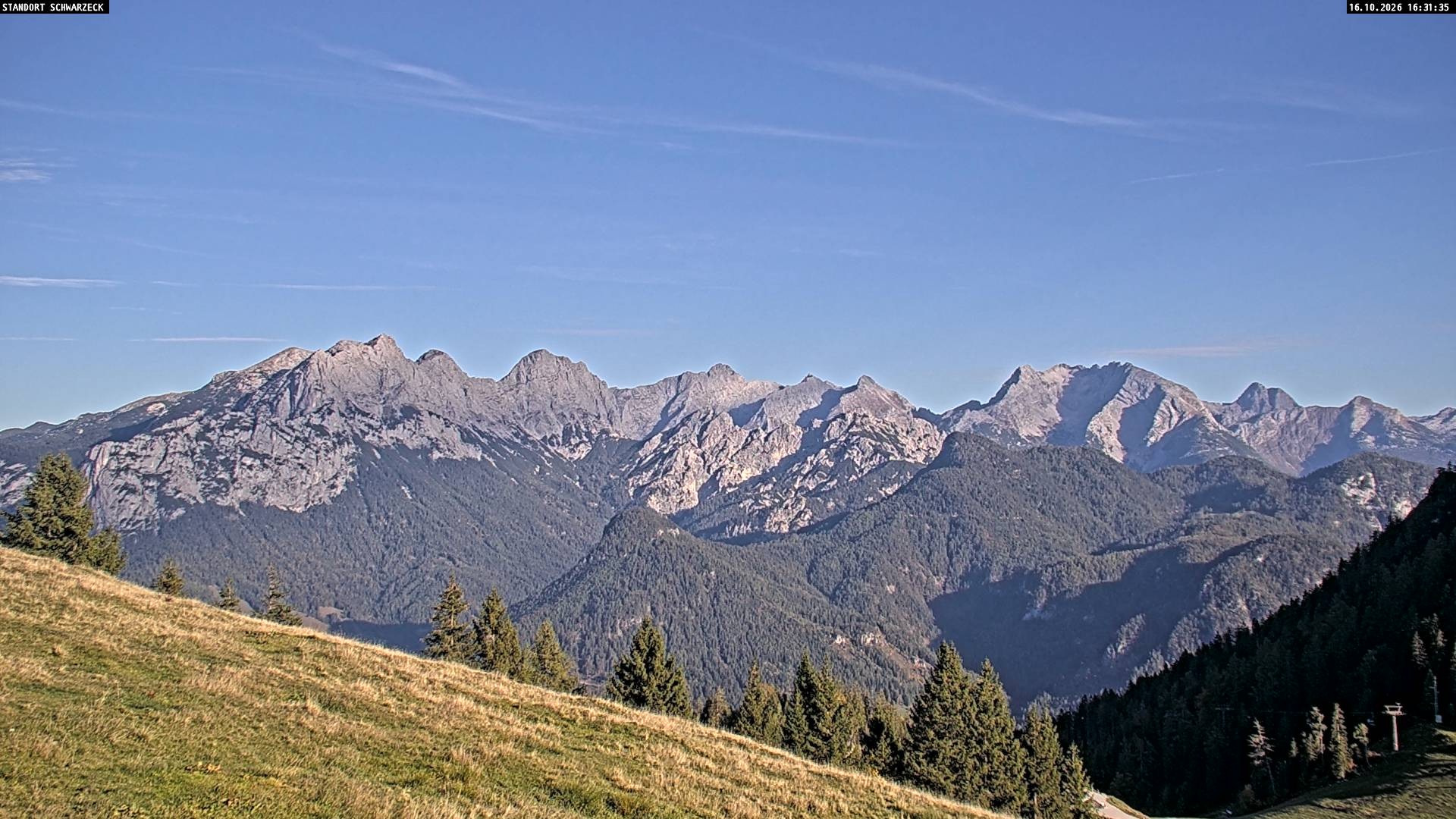 Archiv Foto Webcam Blick von Lofer auf die Berchtesgadener Alpen