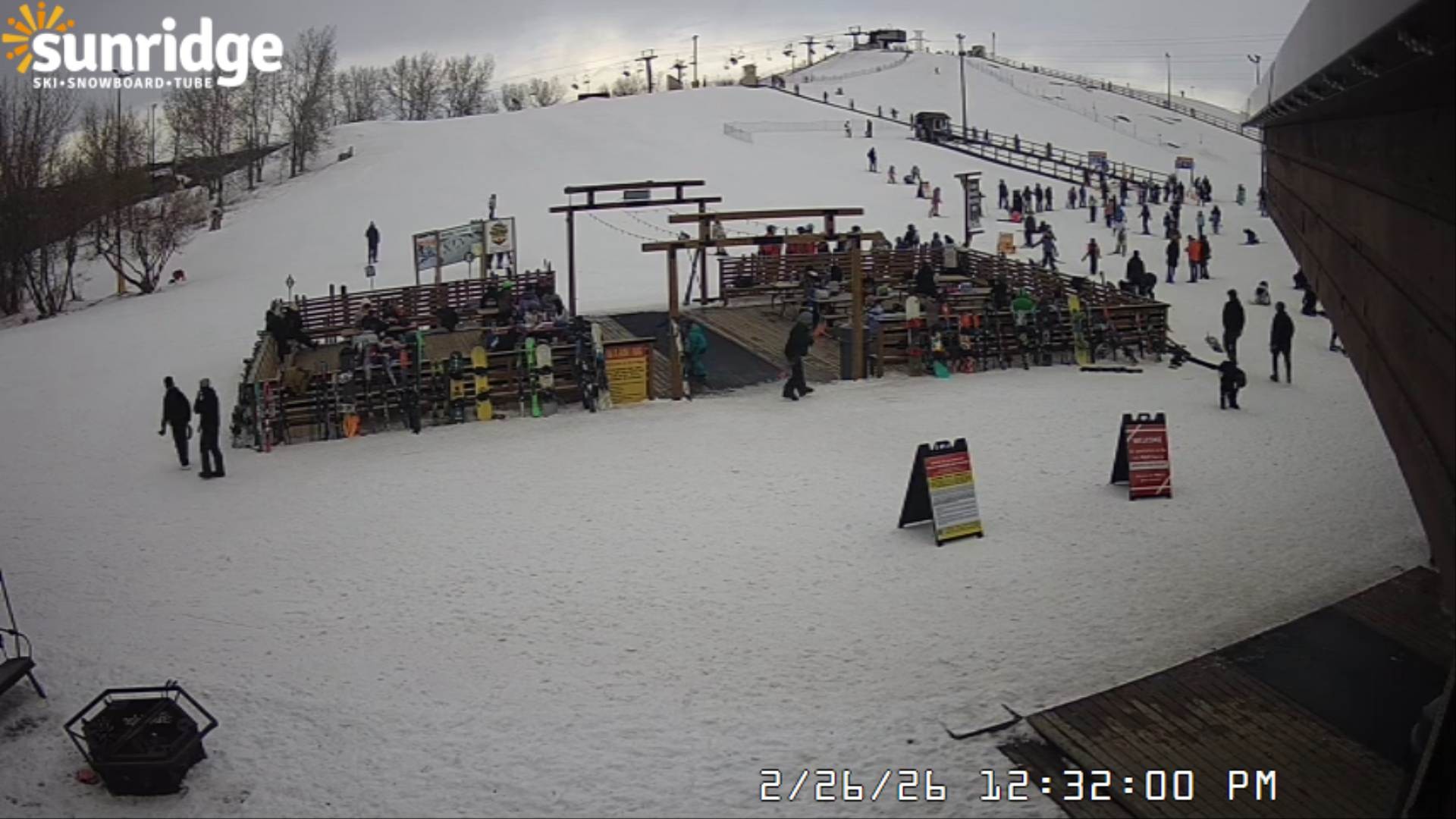 Archived image Webcam Bunny Hill (Sunridge ski area, Alberta)