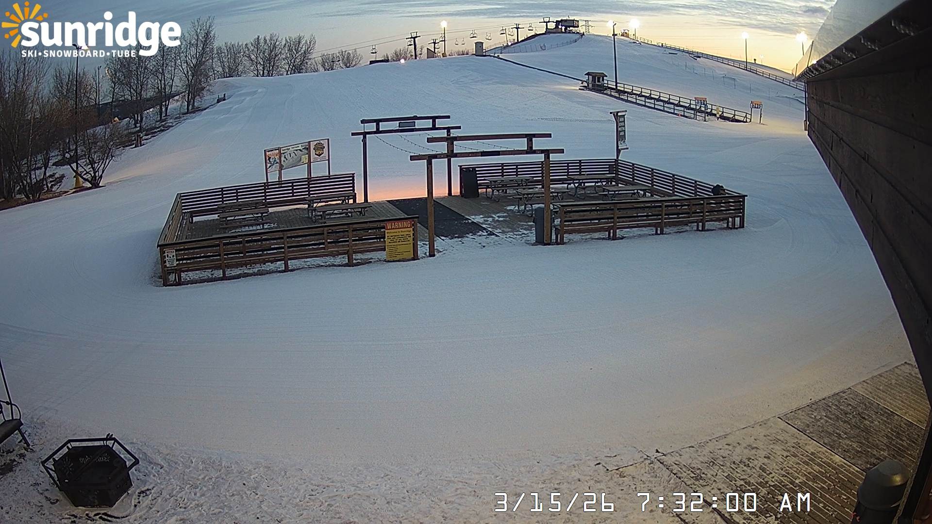 Archived image Webcam Bunny Hill (Sunridge ski area, Alberta)