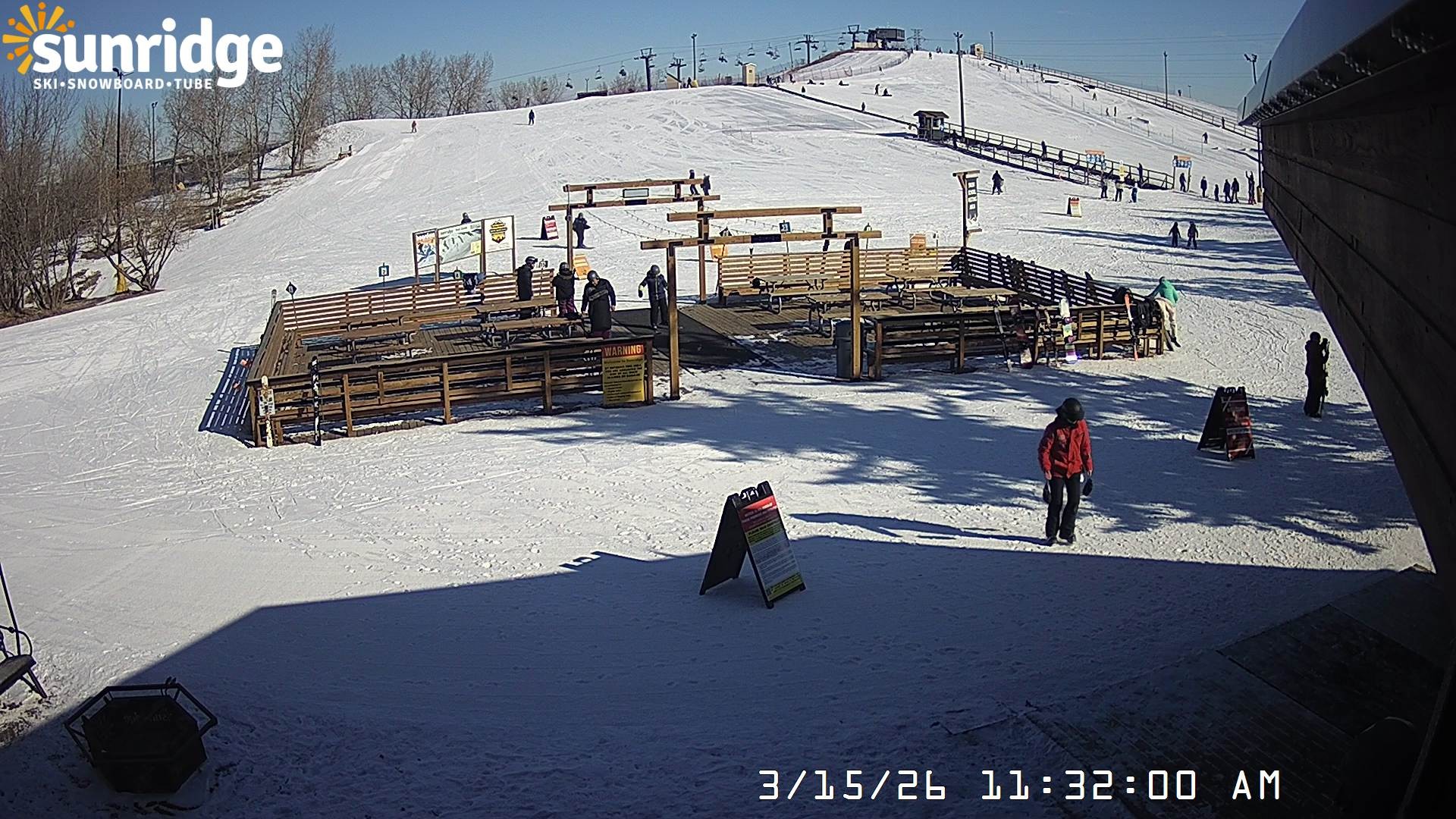 Archived image Webcam Bunny Hill (Sunridge ski area, Alberta)