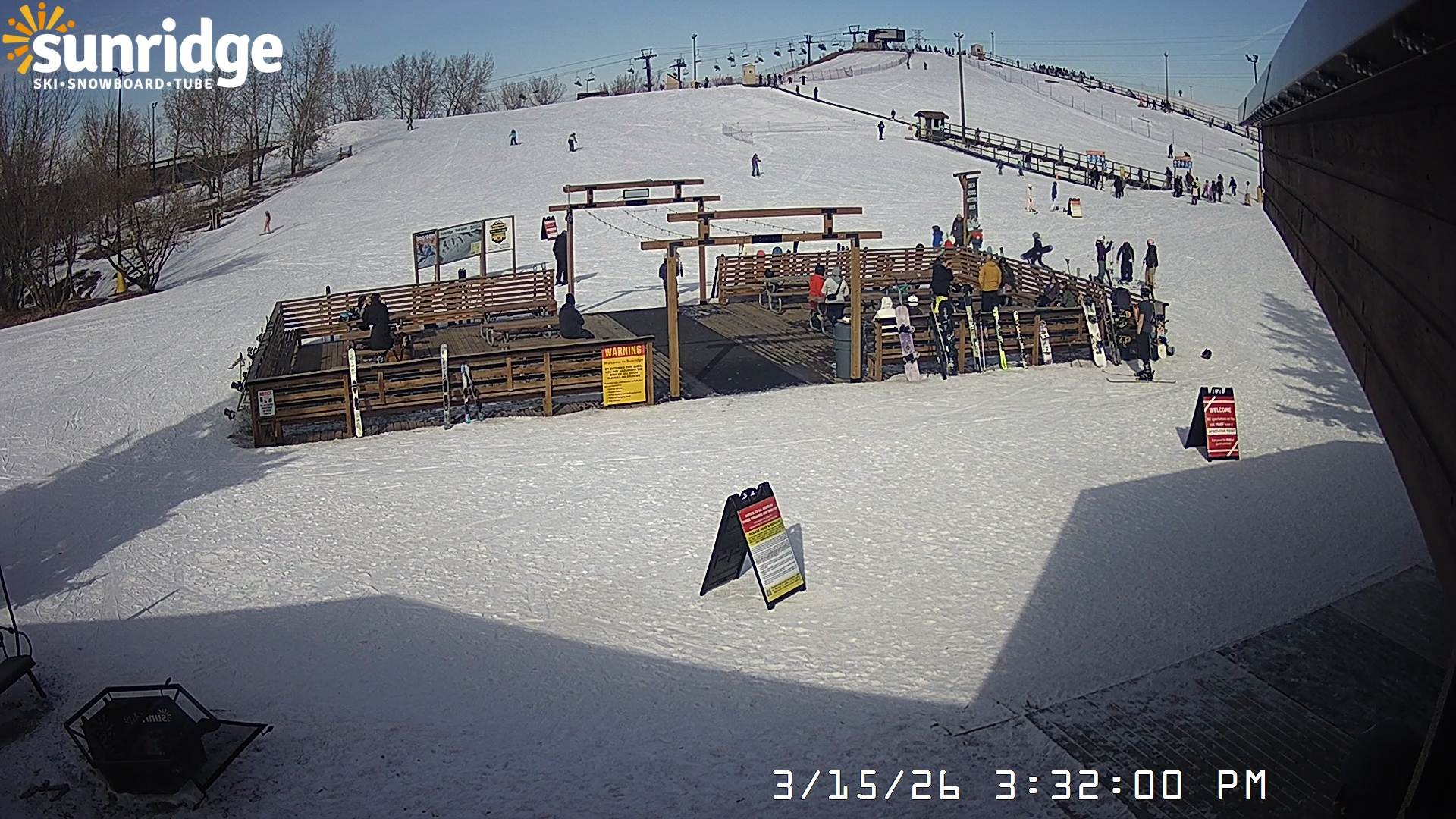 Archived image Webcam Bunny Hill (Sunridge ski area, Alberta)