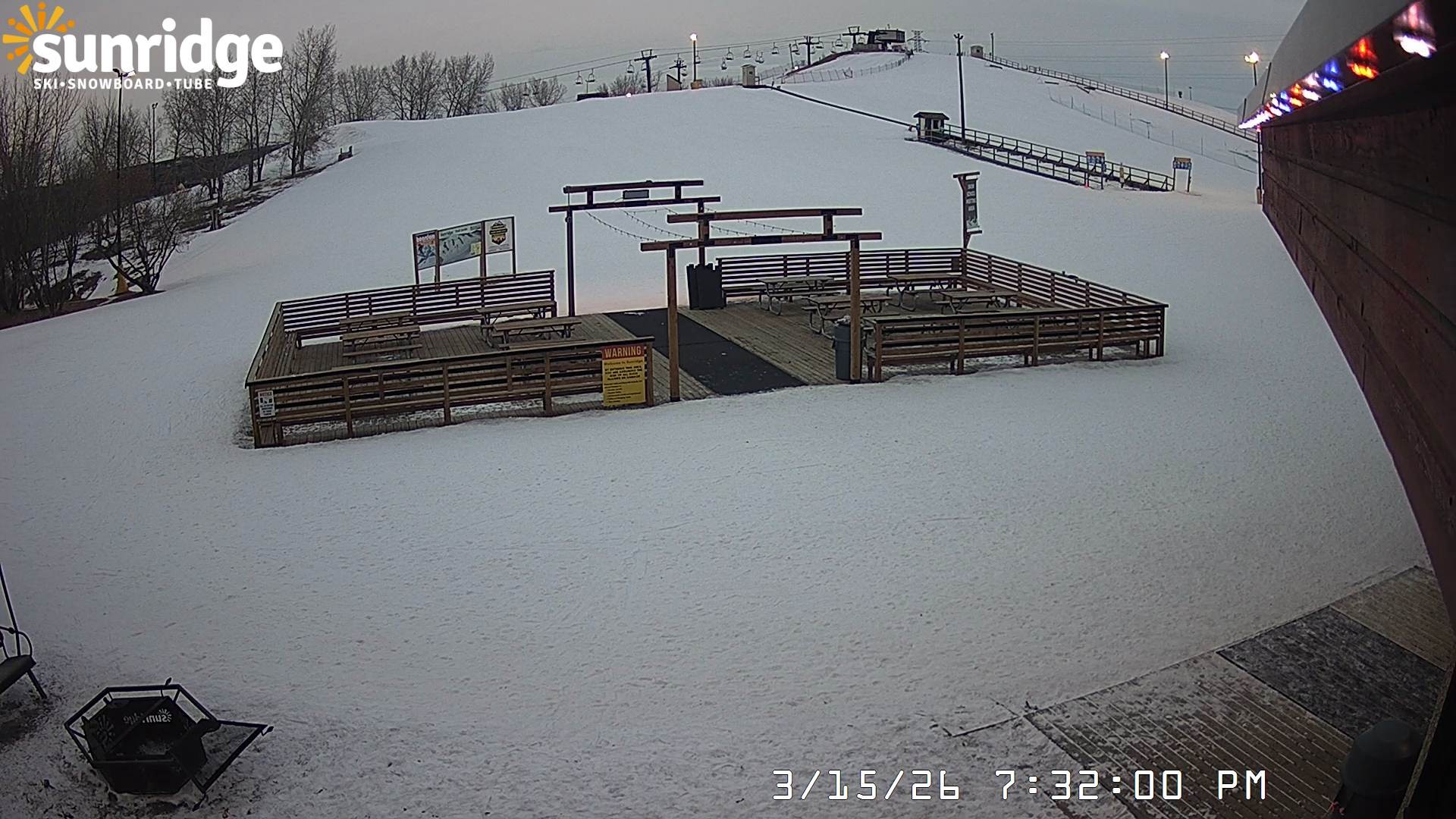 Archived image Webcam Bunny Hill (Sunridge ski area, Alberta)