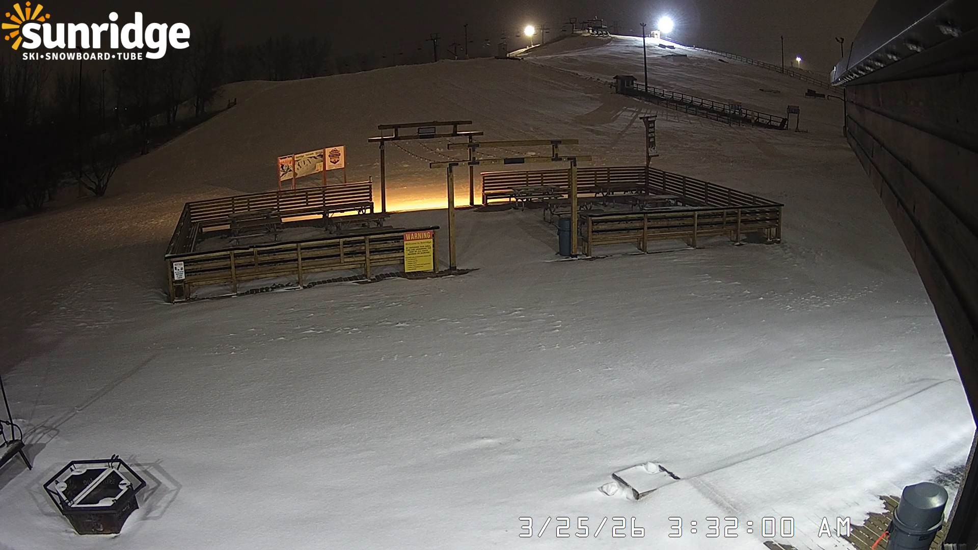 Archived image Webcam Bunny Hill (Sunridge ski area, Alberta)