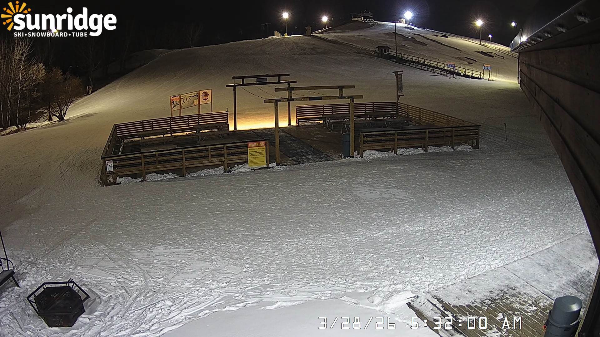 Archived image Webcam Bunny Hill (Sunridge ski area, Alberta)