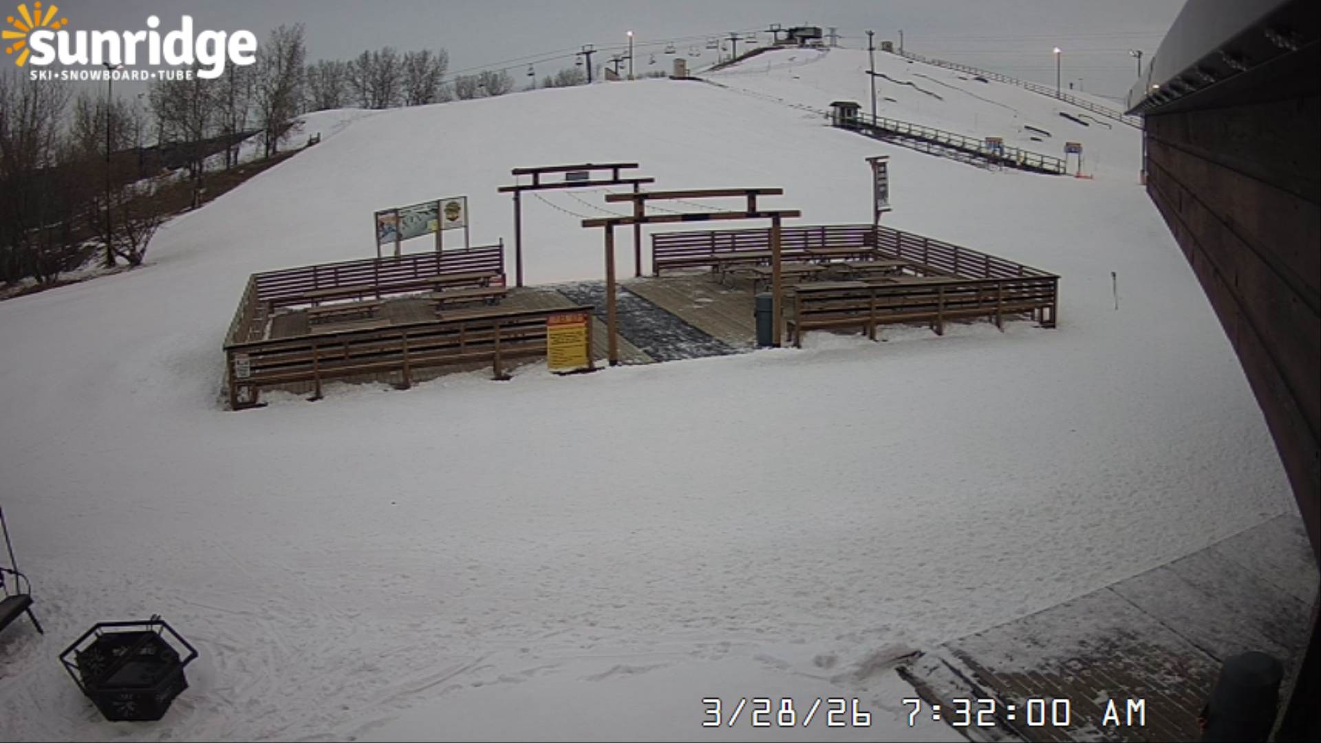 Archived image Webcam Bunny Hill (Sunridge ski area, Alberta)