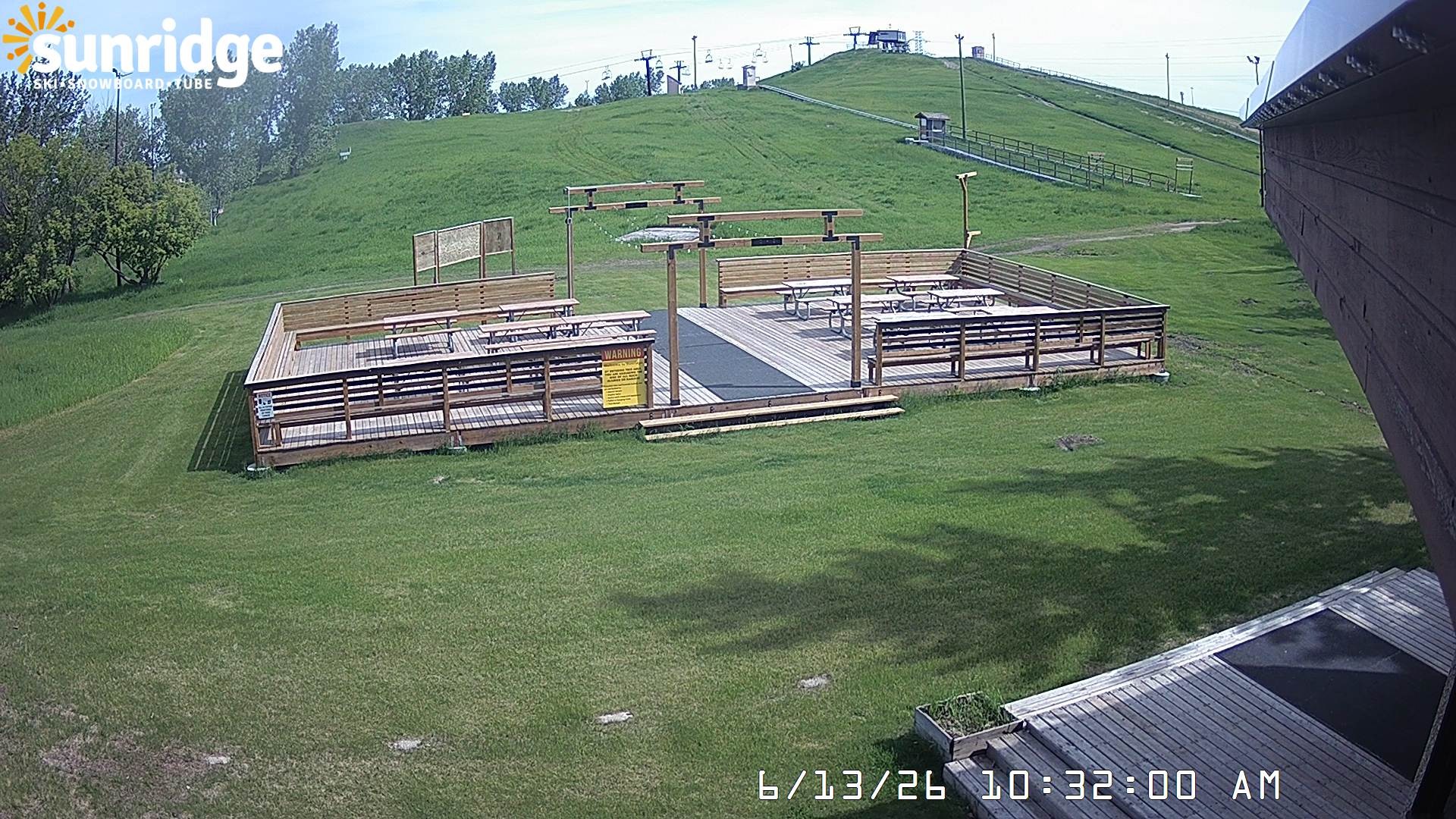 Archived image Webcam Bunny Hill (Sunridge ski area, Alberta)