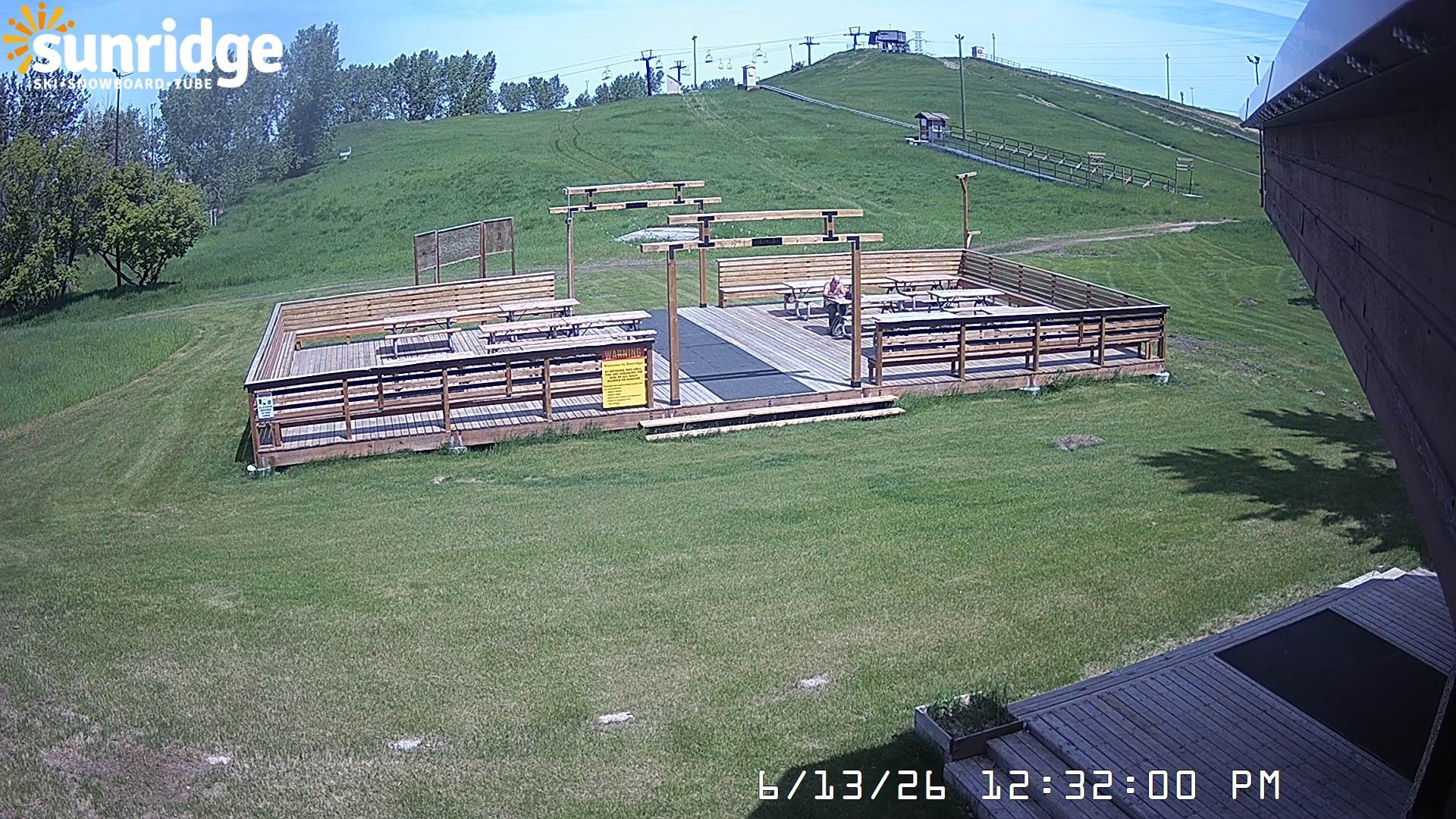 Archived image Webcam Bunny Hill (Sunridge ski area, Alberta)