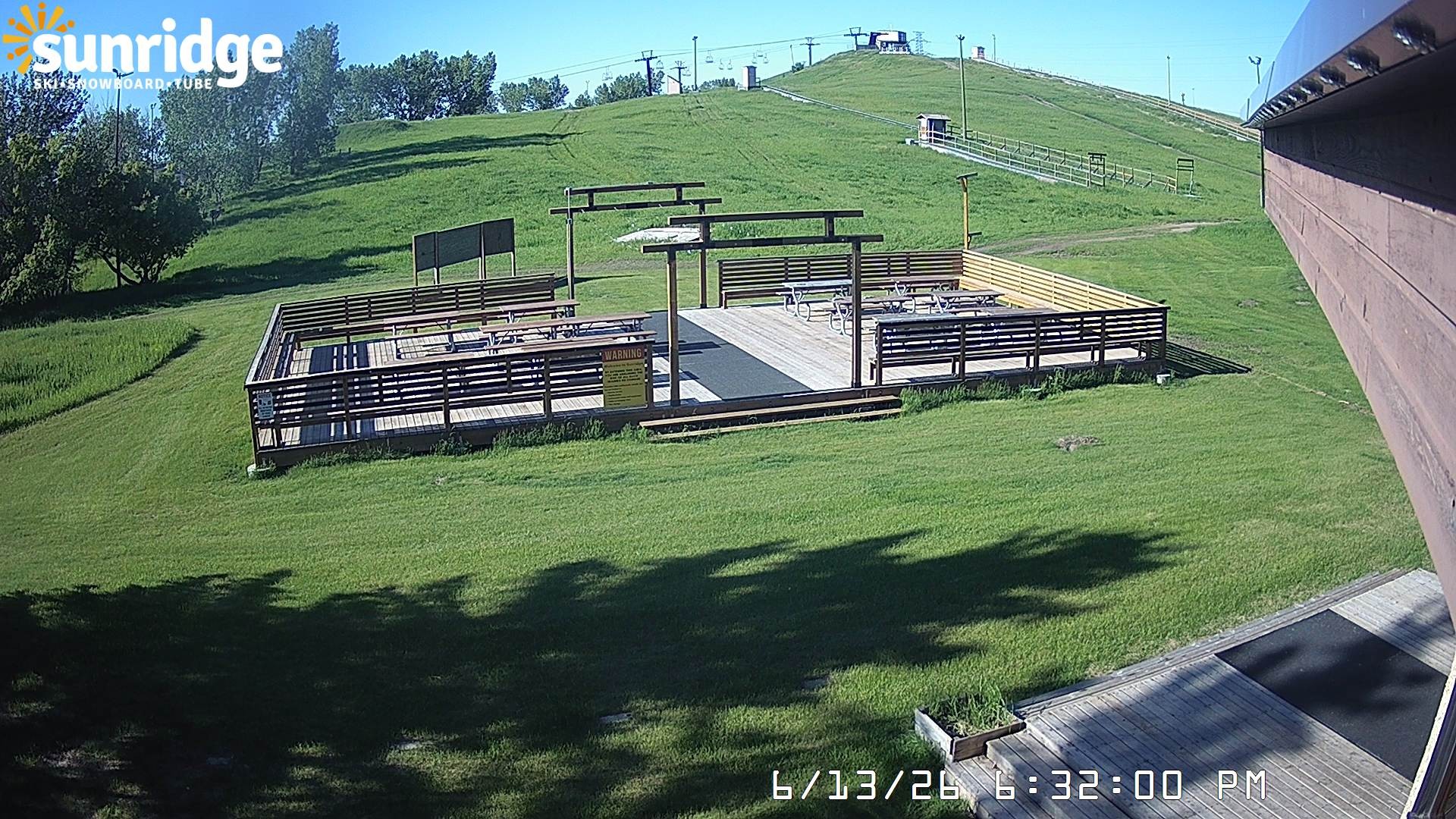 Archived image Webcam Bunny Hill (Sunridge ski area, Alberta)