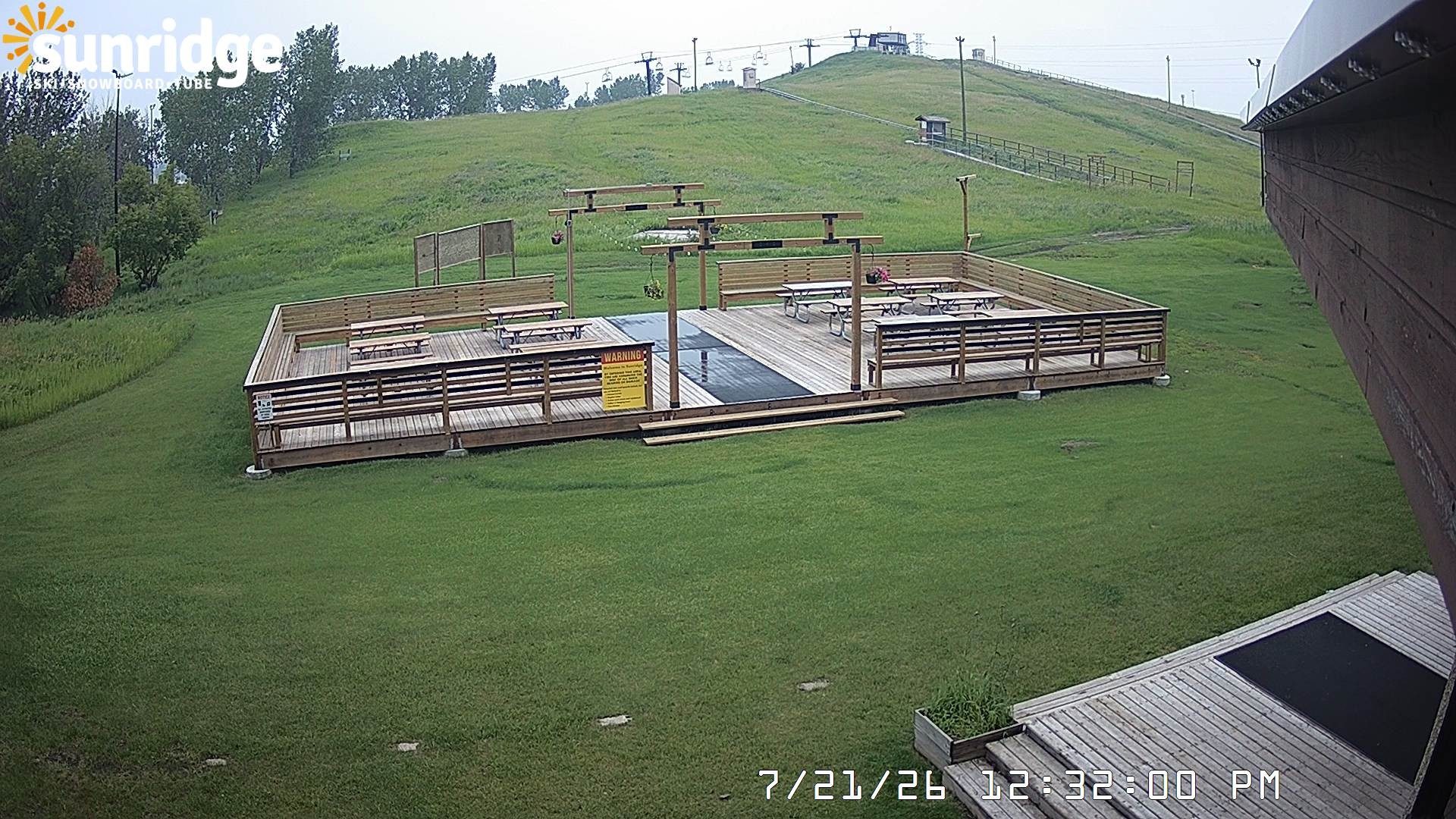 Archived image Webcam Bunny Hill (Sunridge ski area, Alberta)