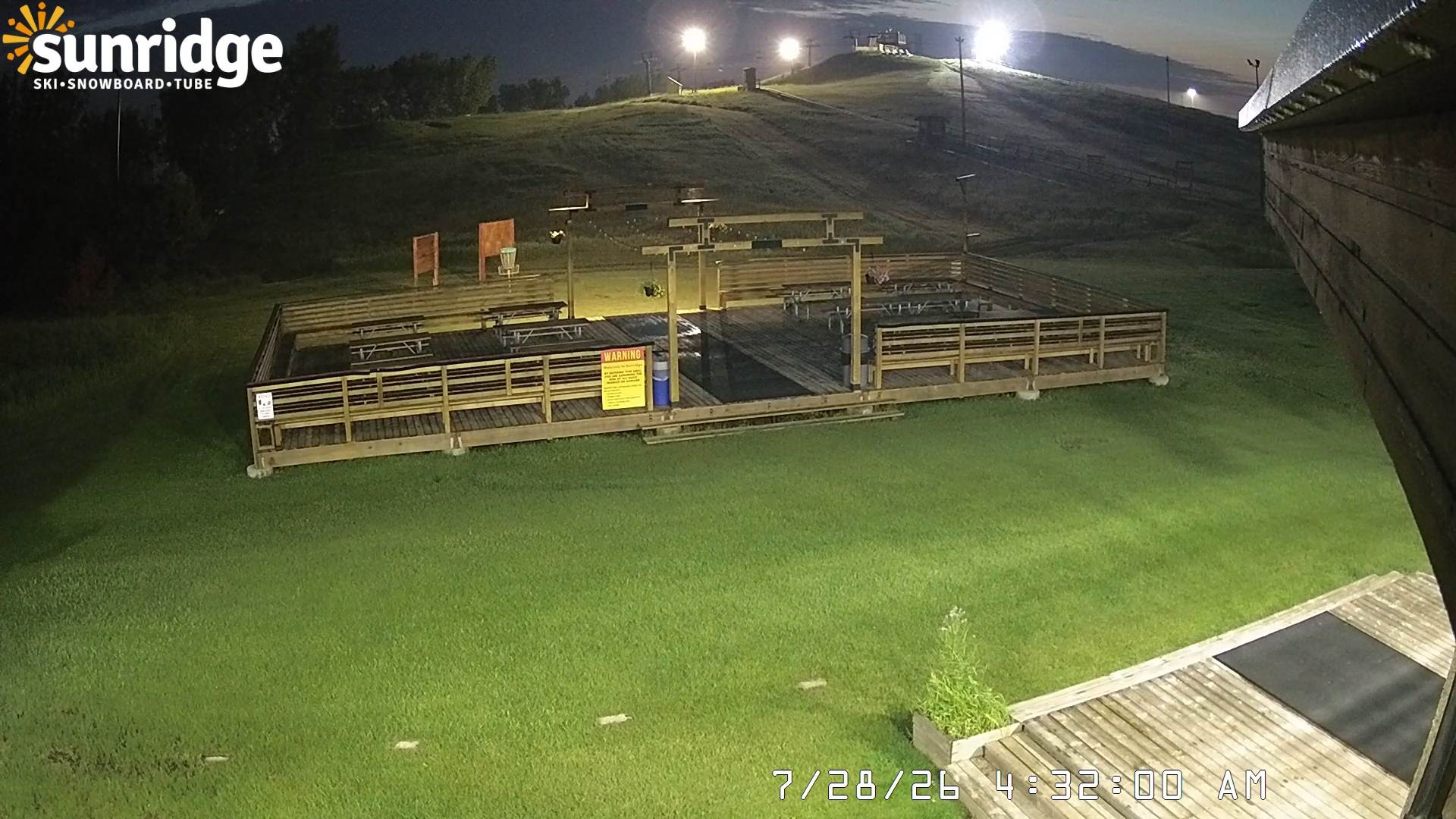 Archived image Webcam Bunny Hill (Sunridge ski area, Alberta)