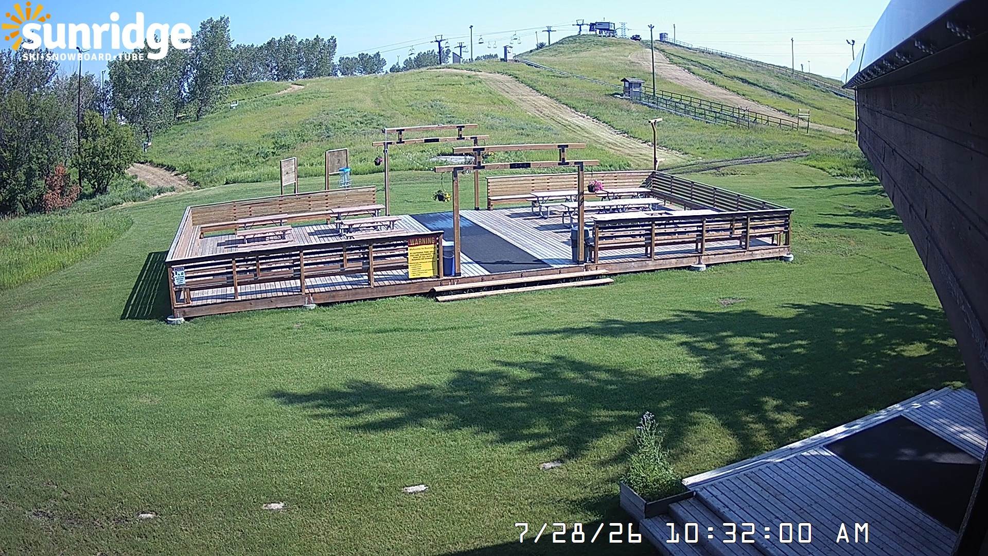 Archived image Webcam Bunny Hill (Sunridge ski area, Alberta)