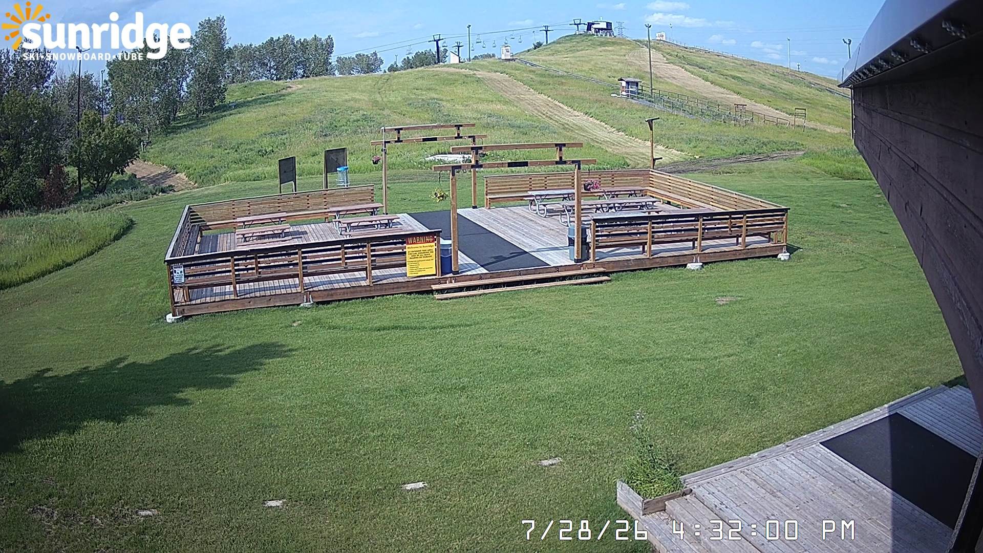 Archived image Webcam Bunny Hill (Sunridge ski area, Alberta)