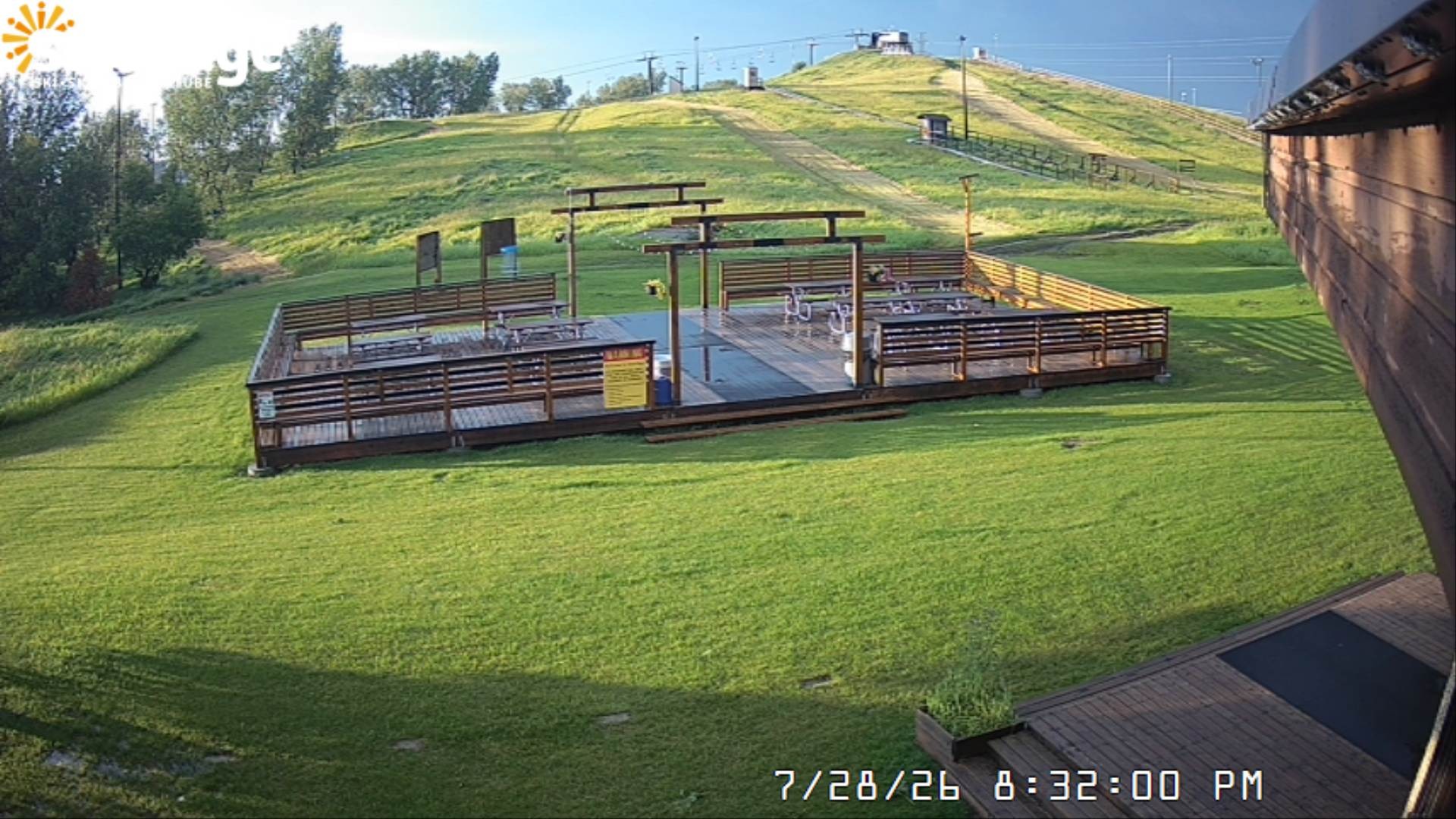 Archived image Webcam Bunny Hill (Sunridge ski area, Alberta)