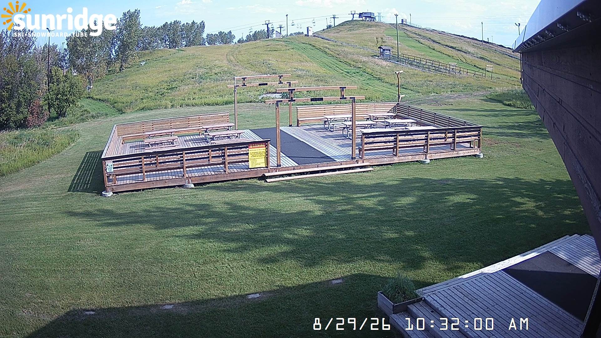 Archived image Webcam Bunny Hill (Sunridge ski area, Alberta)