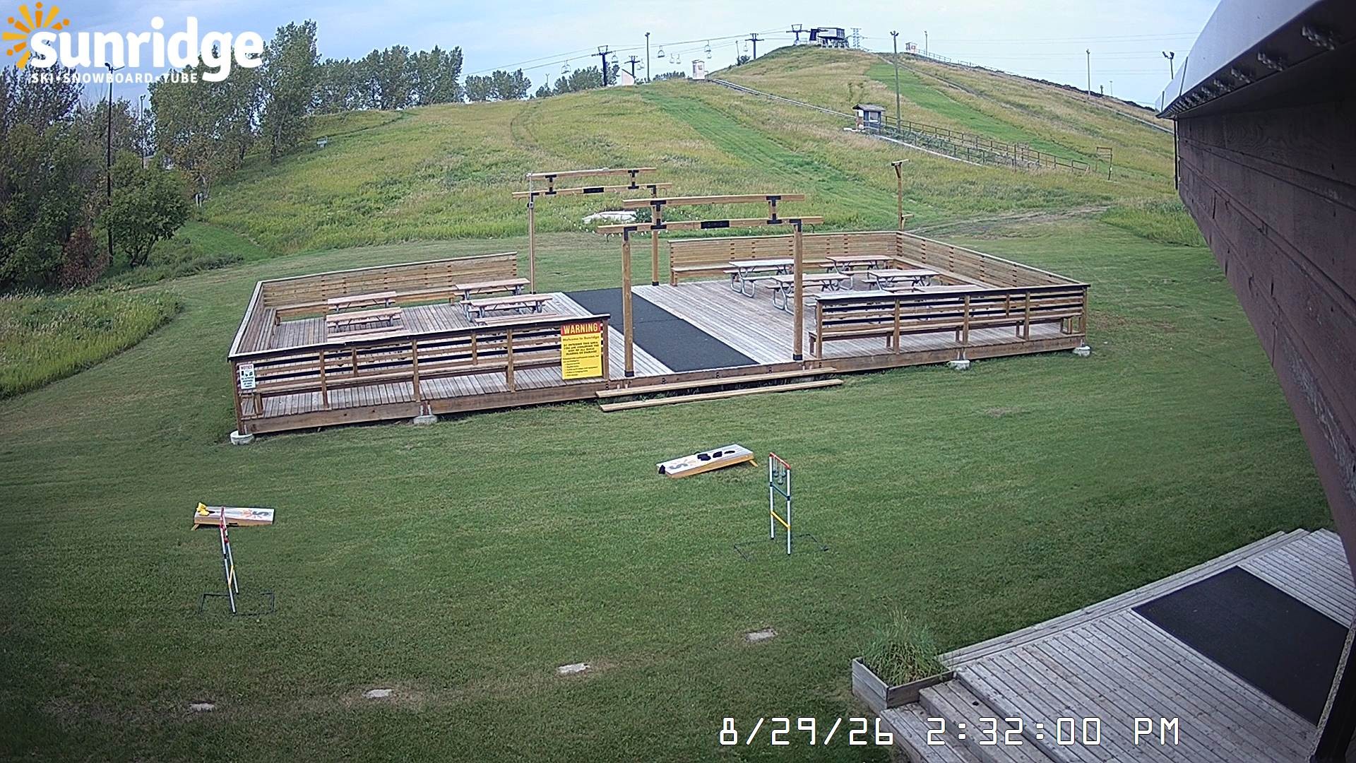 Archived image Webcam Bunny Hill (Sunridge ski area, Alberta)