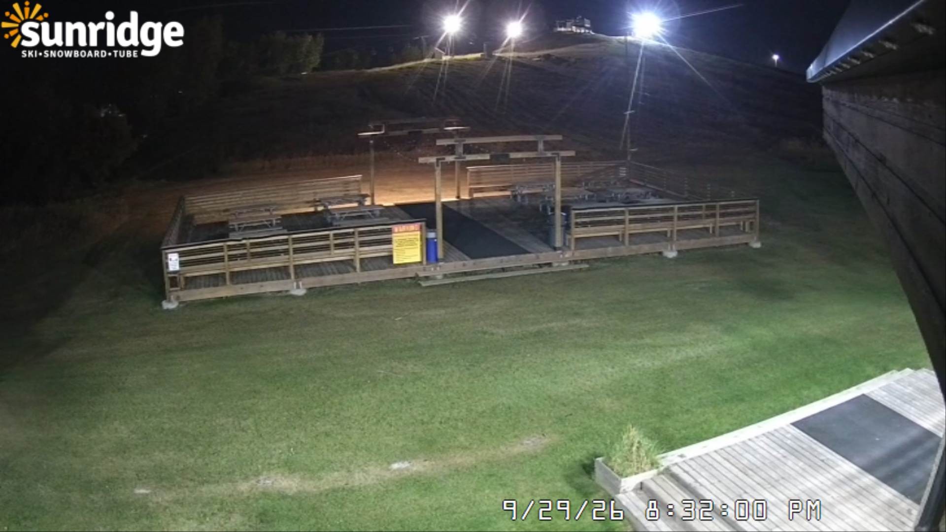 Archived image Webcam Bunny Hill (Sunridge ski area, Alberta)
