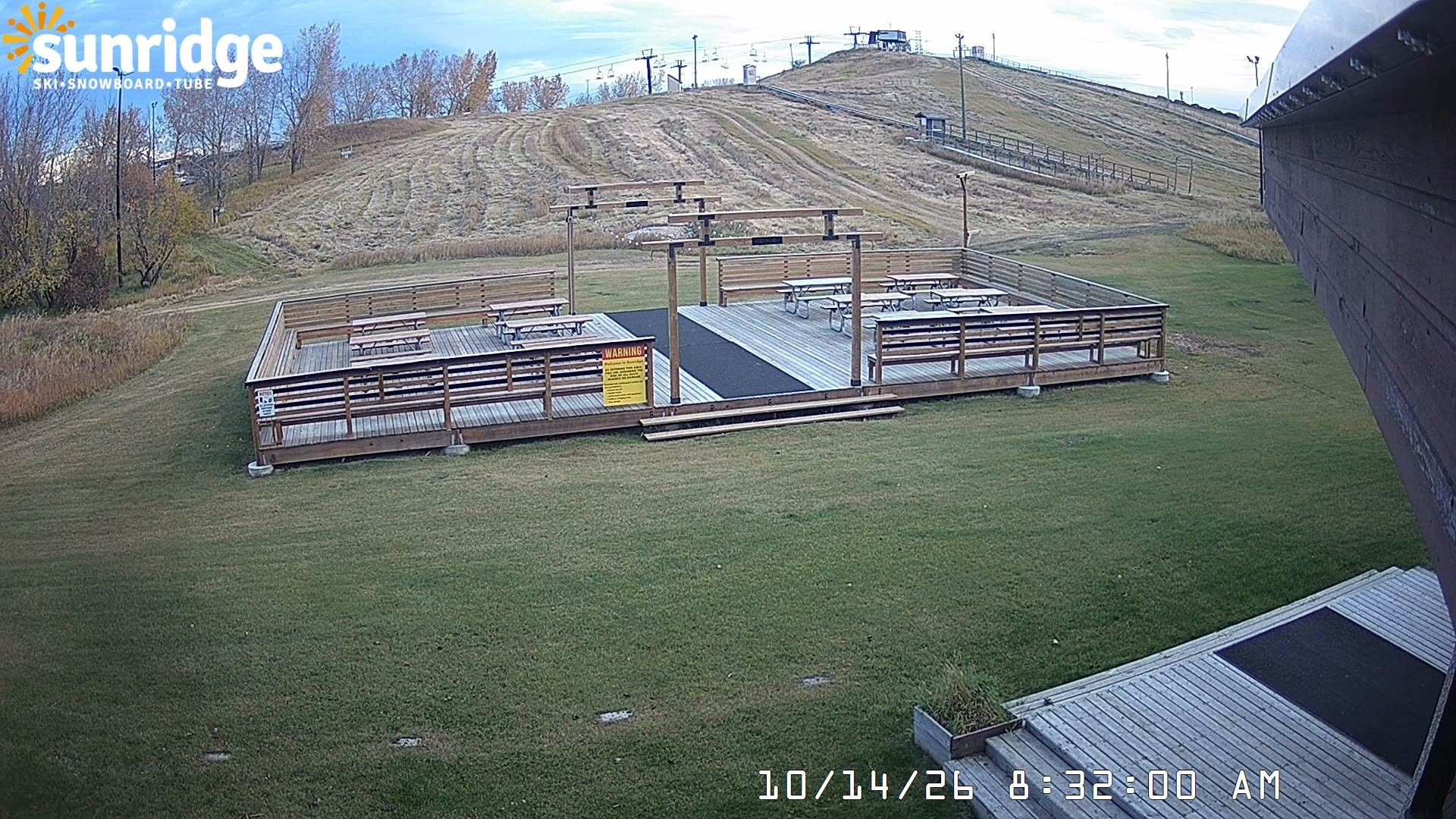Archived image Webcam Bunny Hill (Sunridge ski area, Alberta)